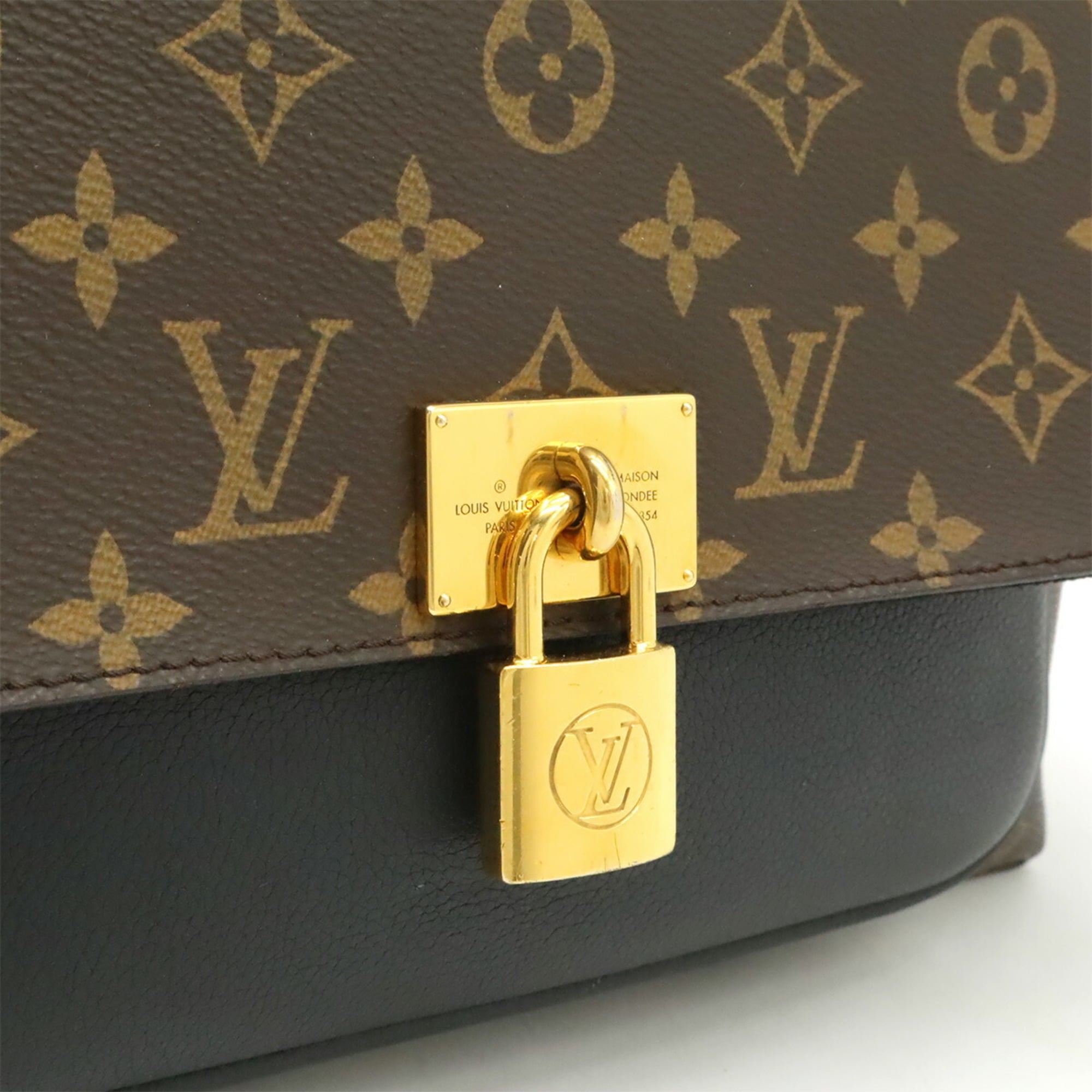 Louis Vuitton Monogram Black Noir Monogram Leather Handbag Shoulder Bag (Pre-Owned)