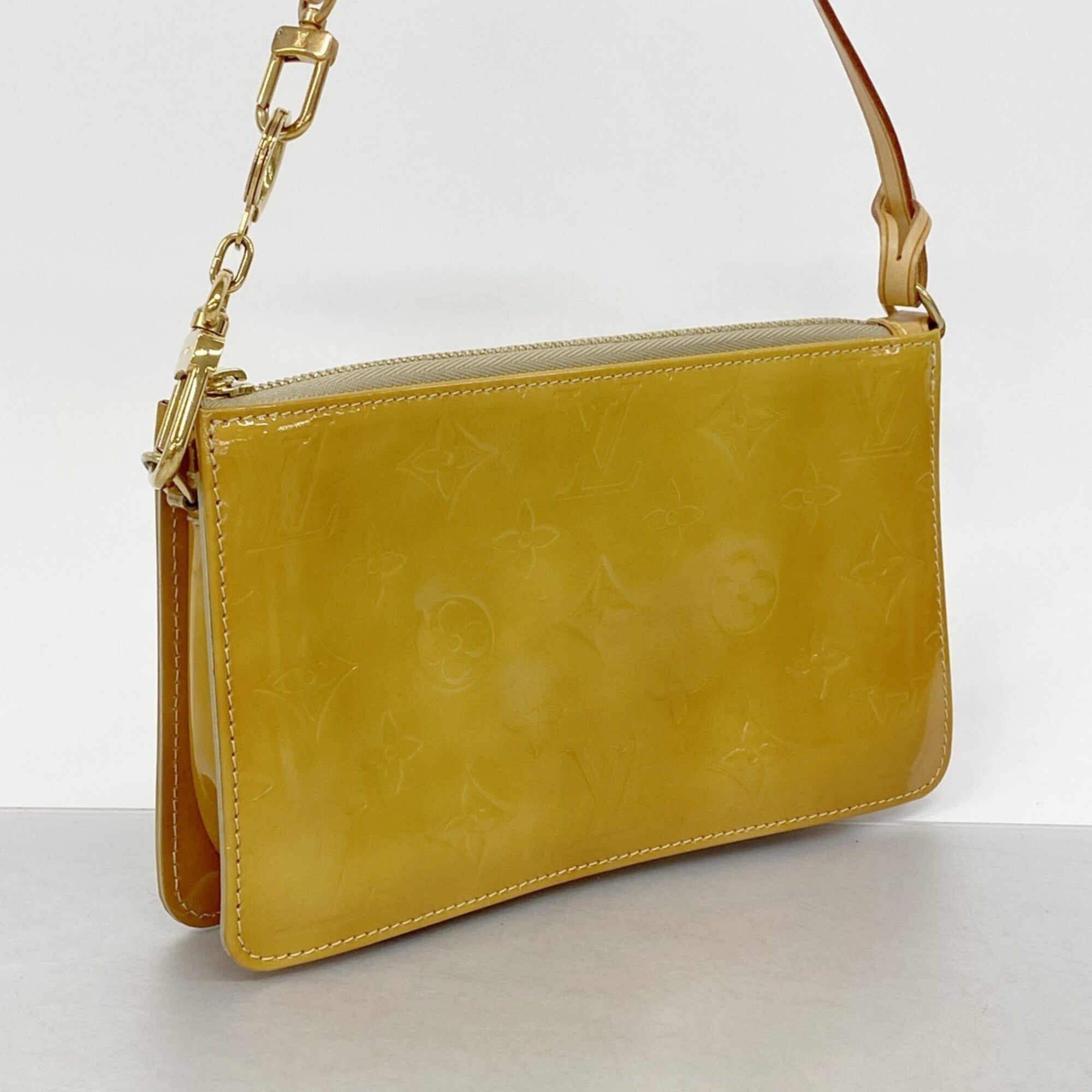 Louis Vuitton Beige Pouch (Pre-Owned)
