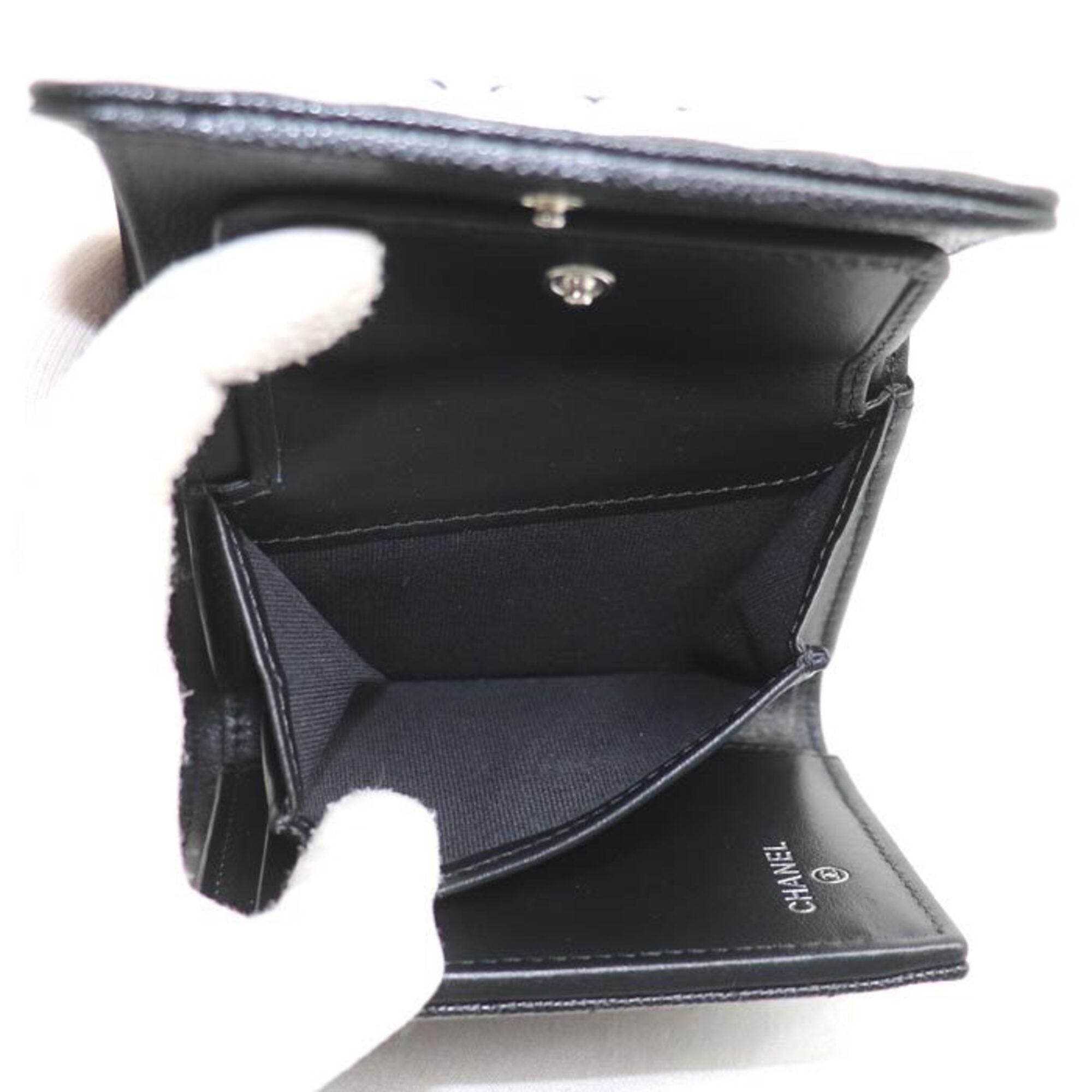 Chanel Grained Calfskin Wallet (Tri-Fold) (Pre-Owned)