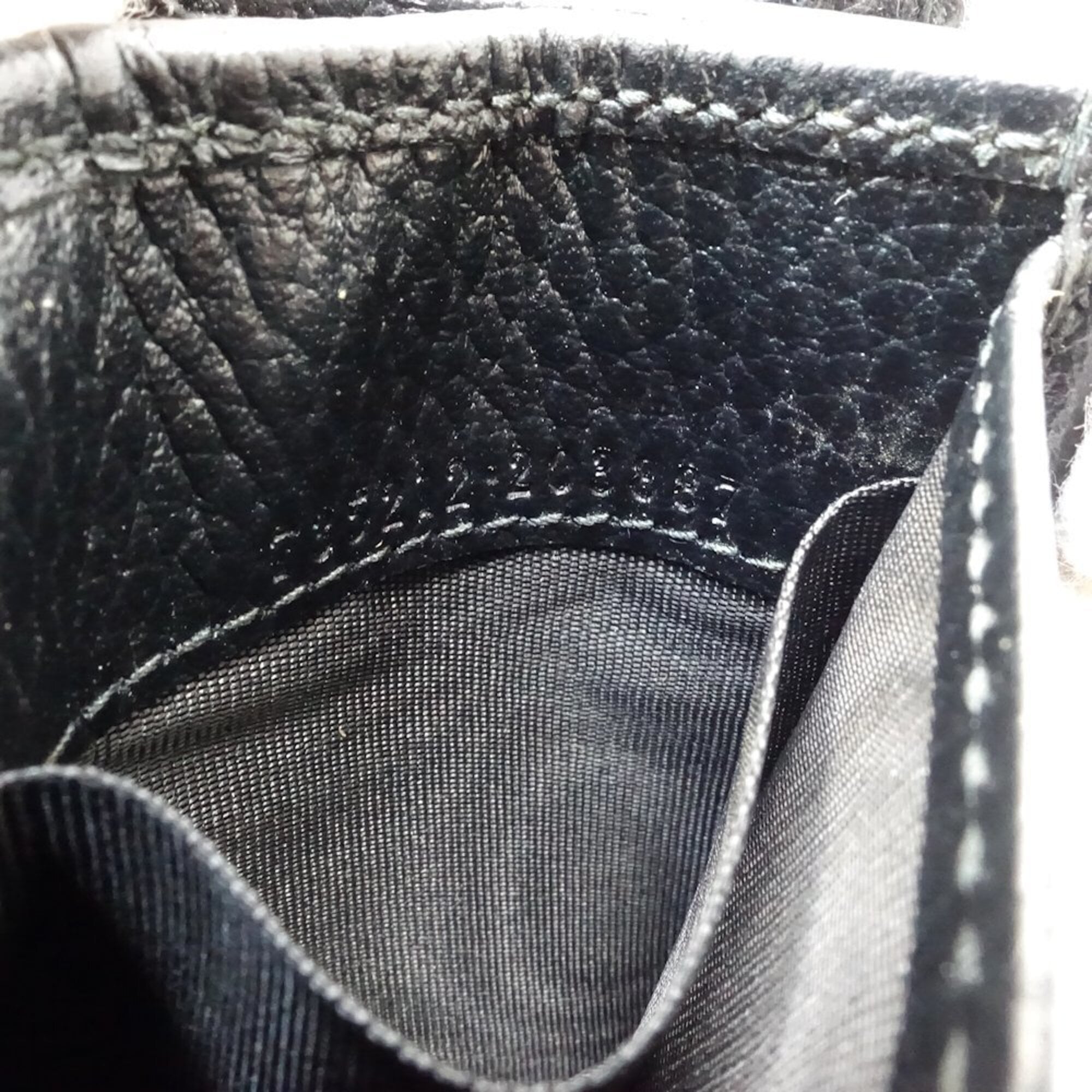 Gucci Black Leather Wallet (Tri-Fold) (Pre-Owned)
