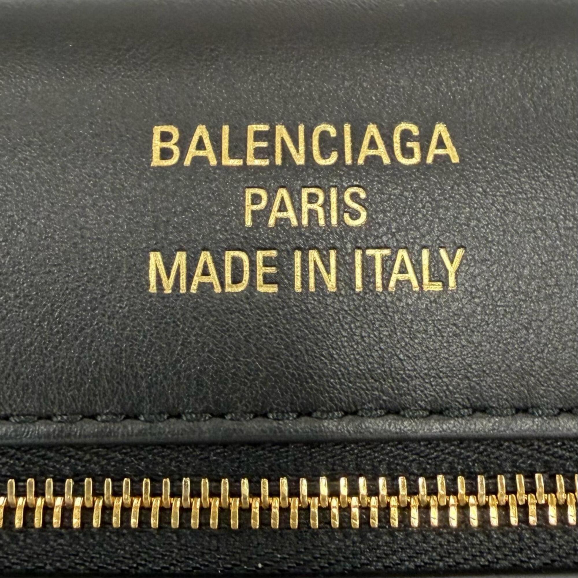 Balenciaga Black Leather Shoulder Bag (Pre-Owned)