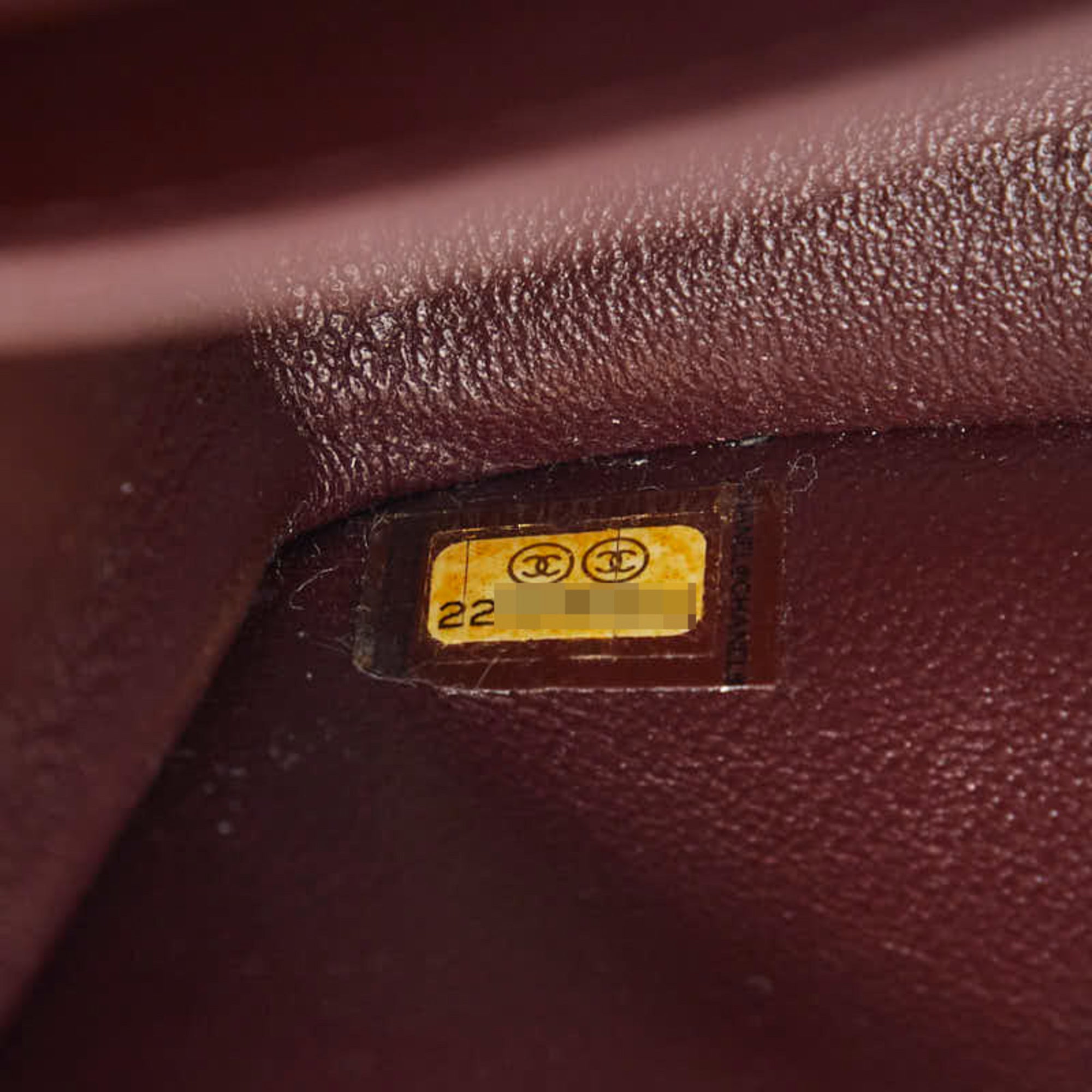 Chanel Black Grained Calfskin Shoulder Bag (Pre-Owned)