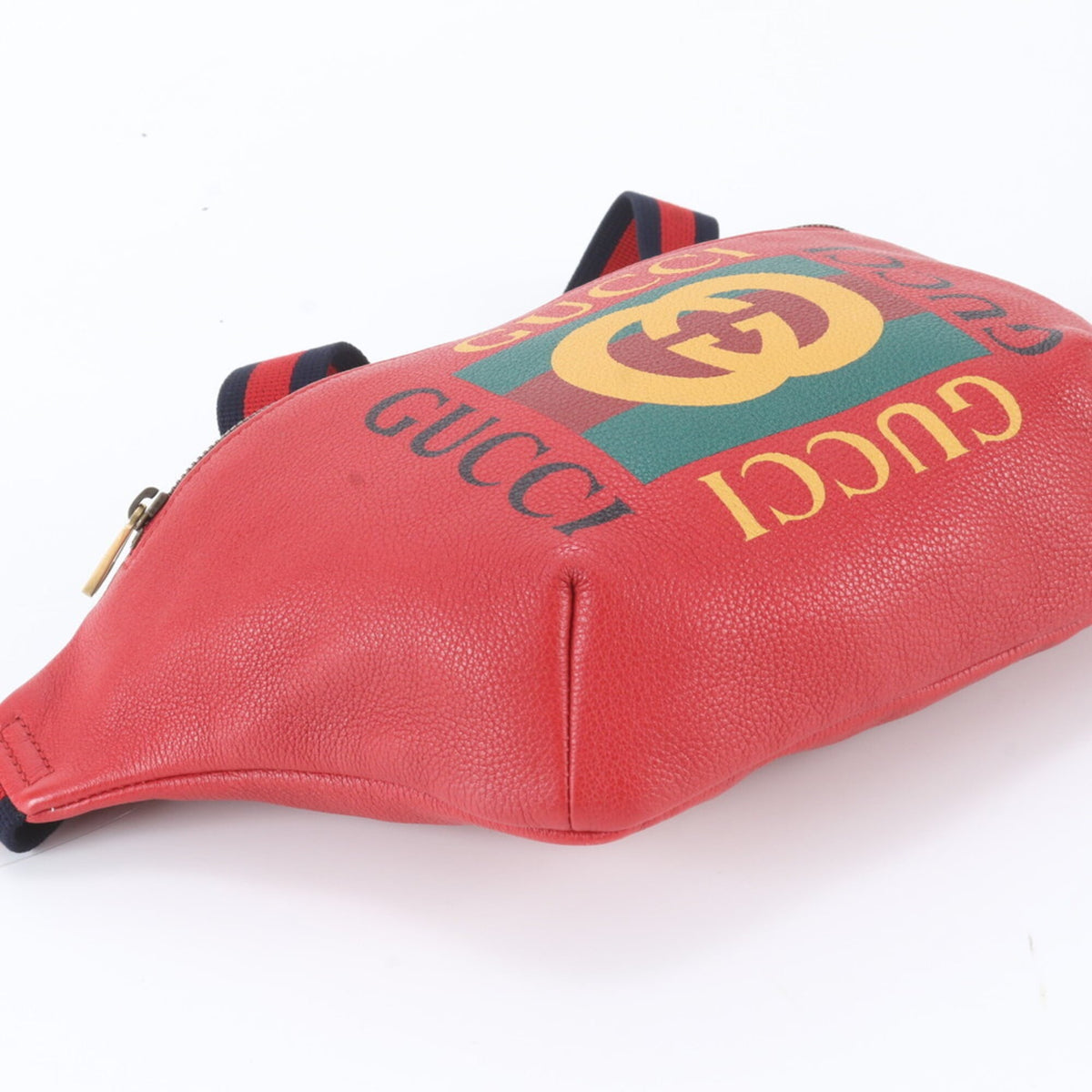 Gucci Red Color Leather Pouch Shoulder Bag Sling Bag (Pre-Owned)