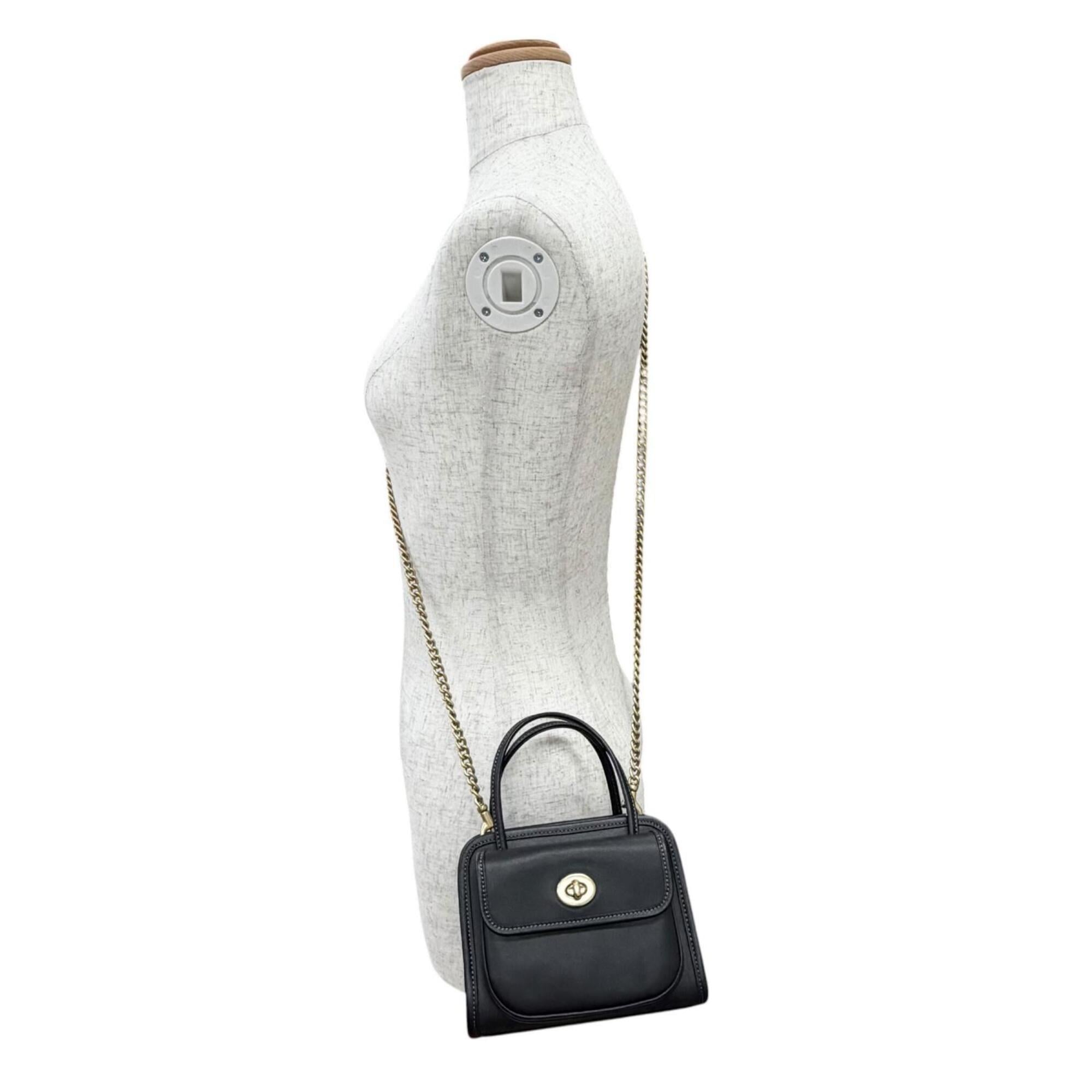 Coach Black Leather Shoulder Bag Tote Bag (Pre-Owned)