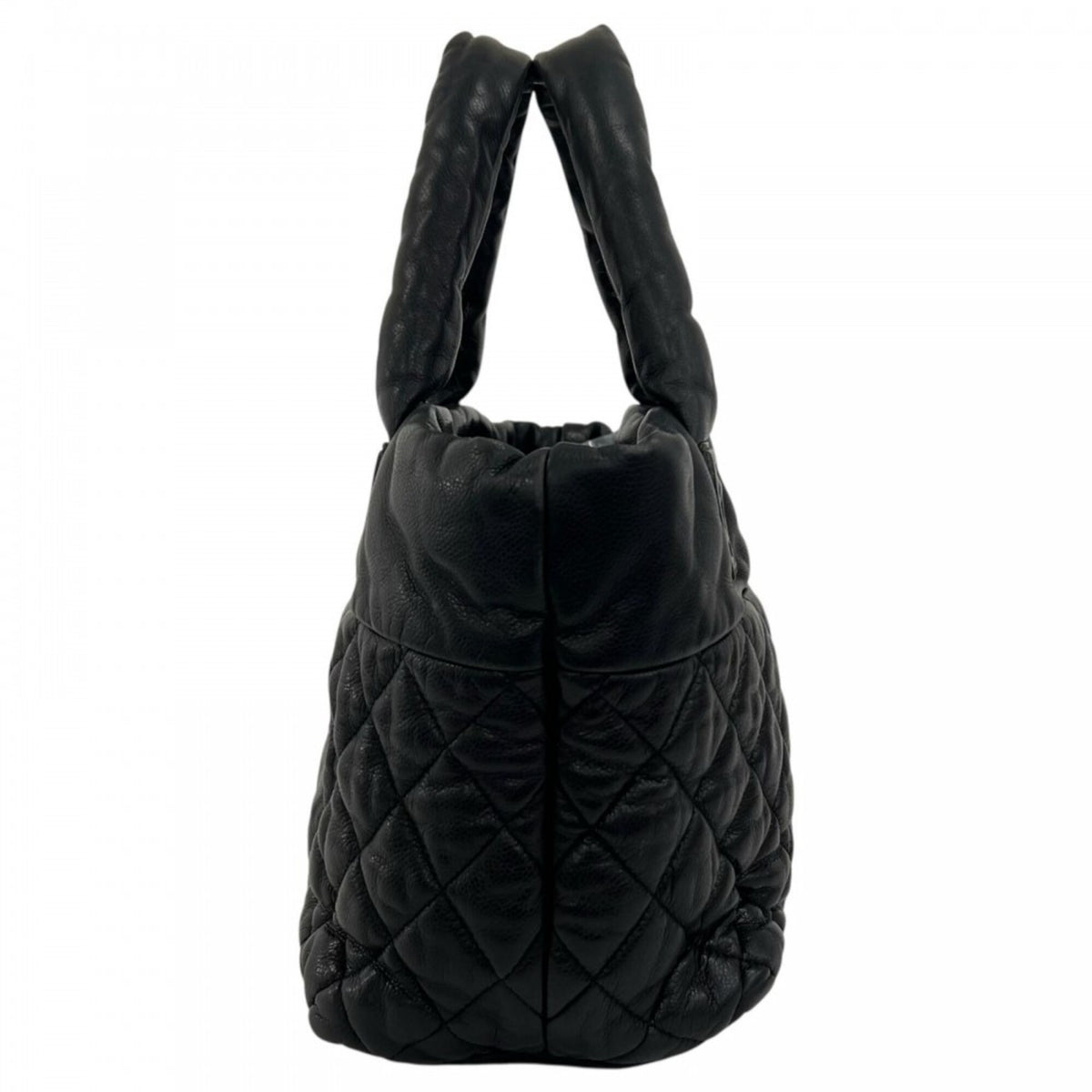 Chanel Black Leather Handbag (Pre-Owned)