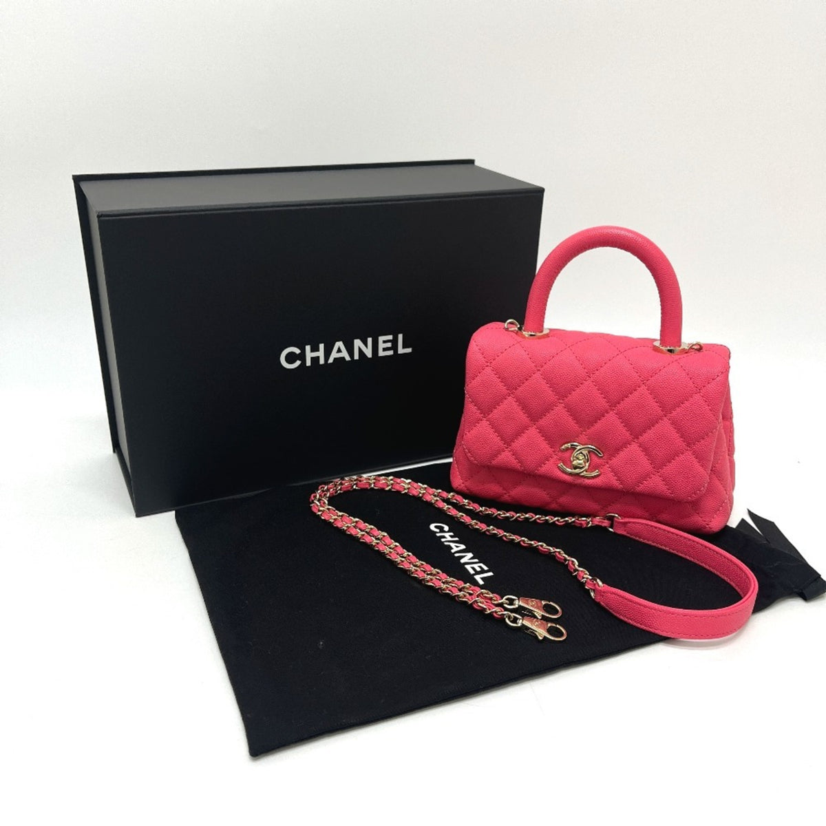 Chanel Coral Pink Grained Calfskin Handbag (Pre-Owned)