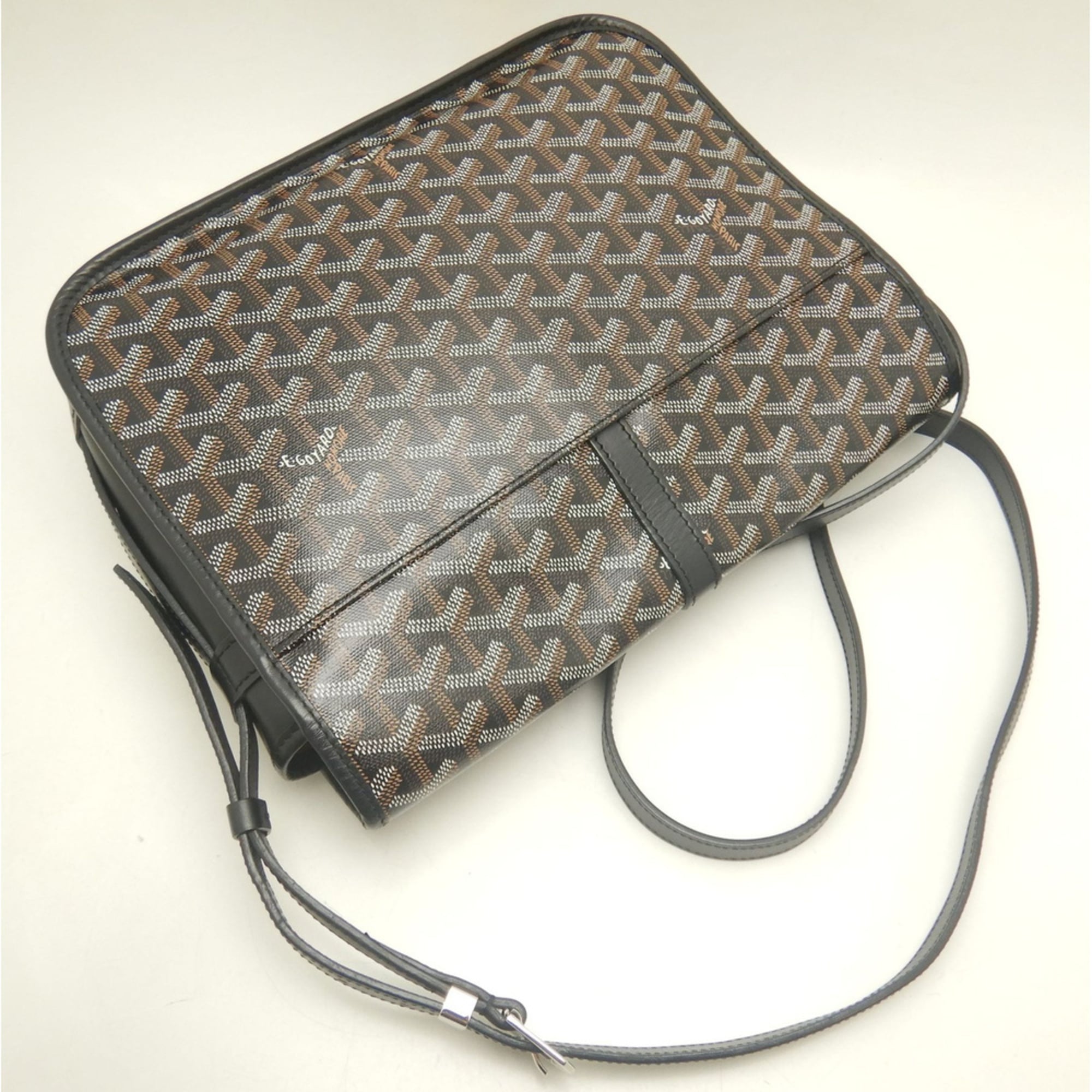 Goyard Black Coated Canvas Shoulder Bag (Pre-Owned)