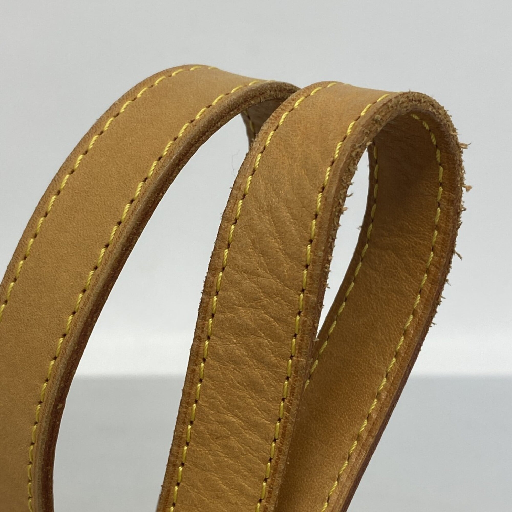 Louis Vuitton Pomme D'amour Handbag (Pre-Owned)
