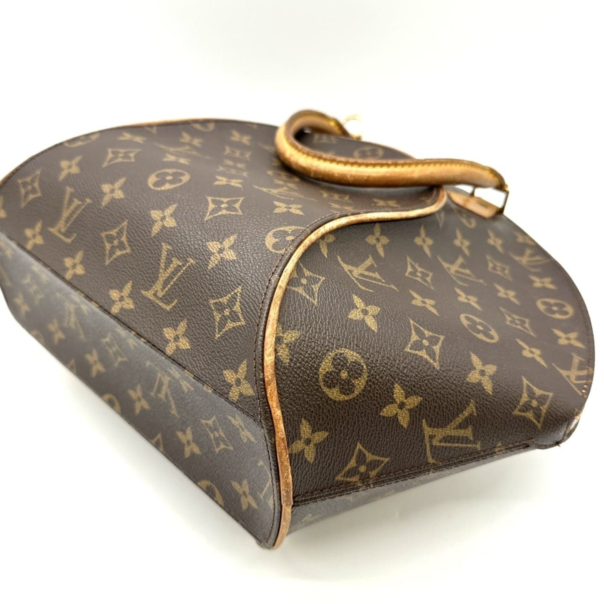 Louis Vuitton Brown Monogram Monogram Handbag (Pre-Owned)