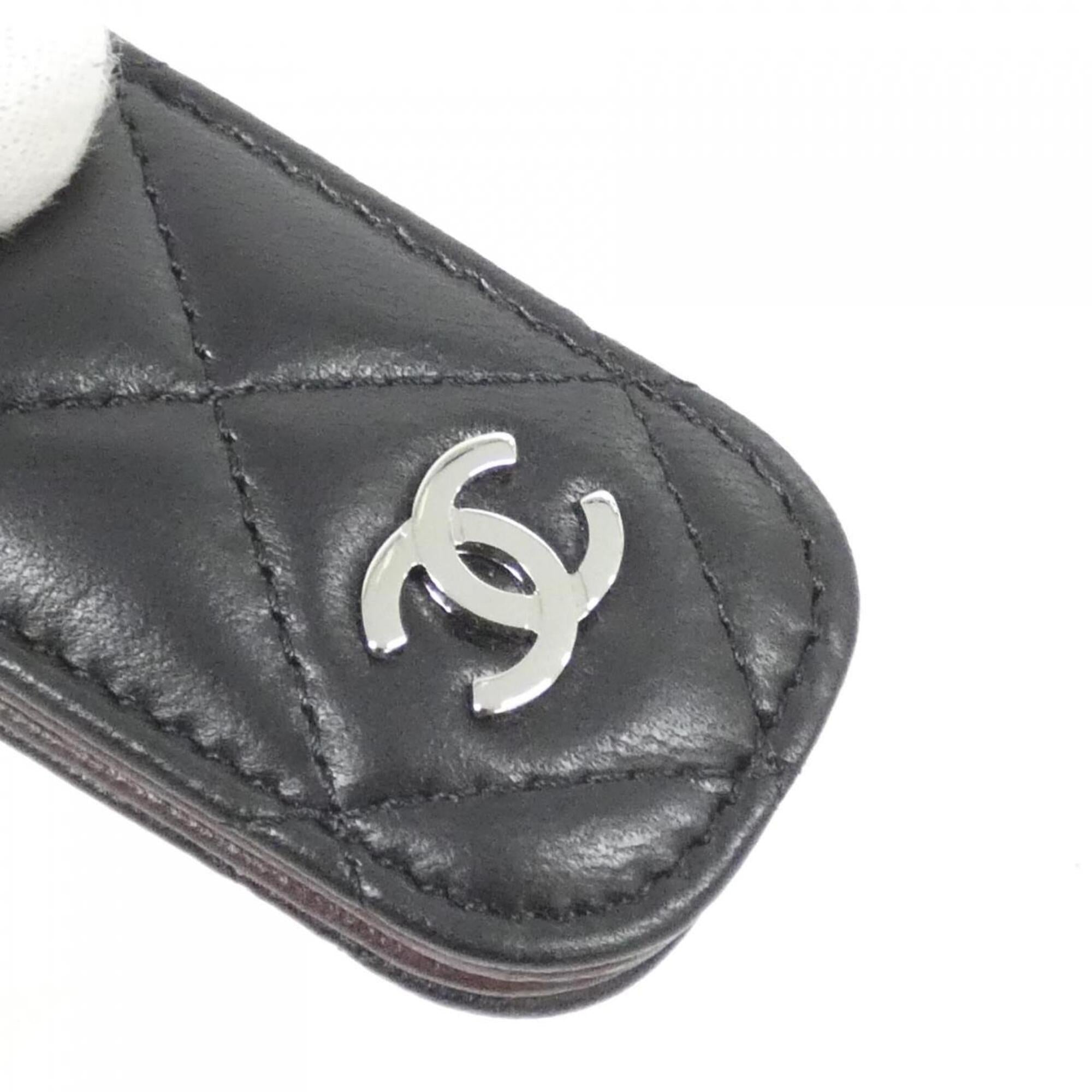 Chanel Black Bordeaux Leather Money Clip (Pre-Owned)