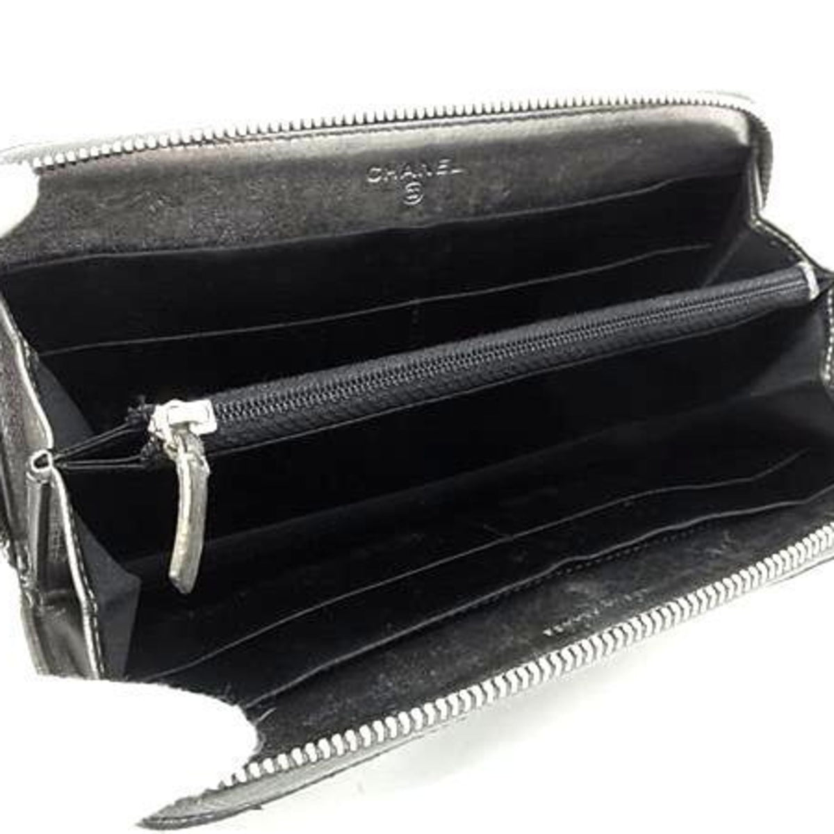 Chanel Gray Leather Long Wallet (Bi-Fold) (Pre-Owned)