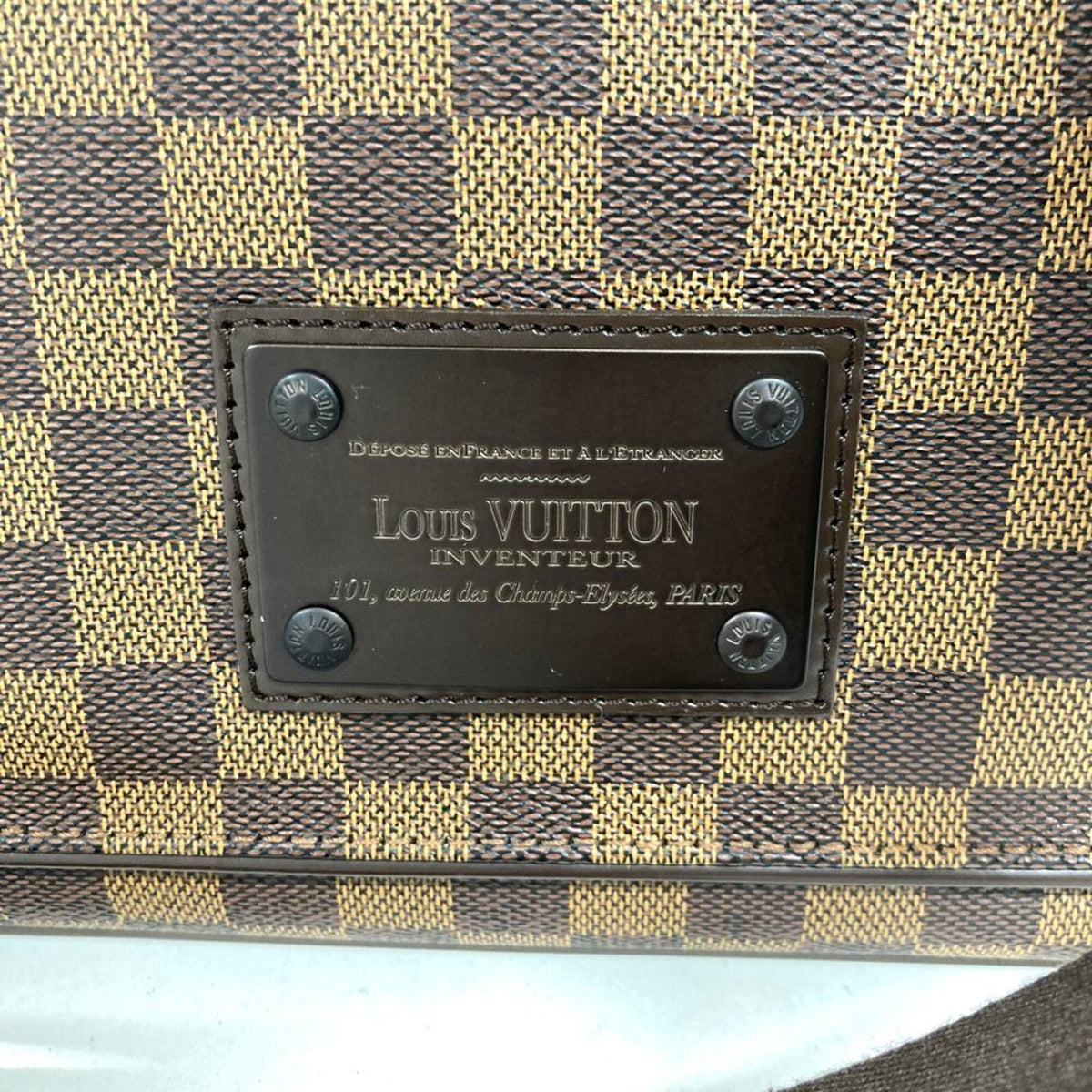 Louis Vuitton Damier Canvas Ebene Damier Canvas Shoulder Bag (Pre-Owned)