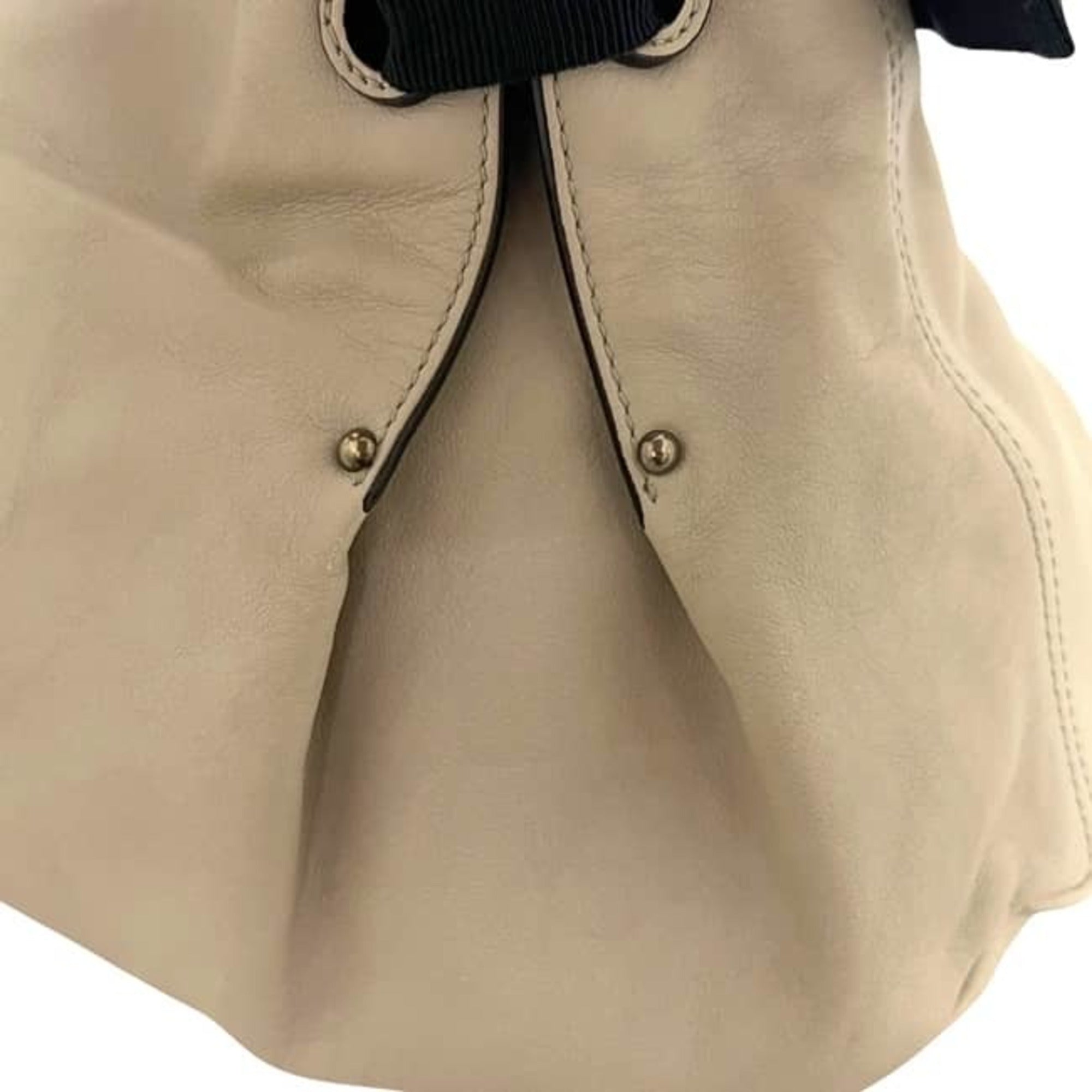 Salvatore Ferragamo Vara Beige Black Leather Handbag Tote Bag (Pre-Owned)