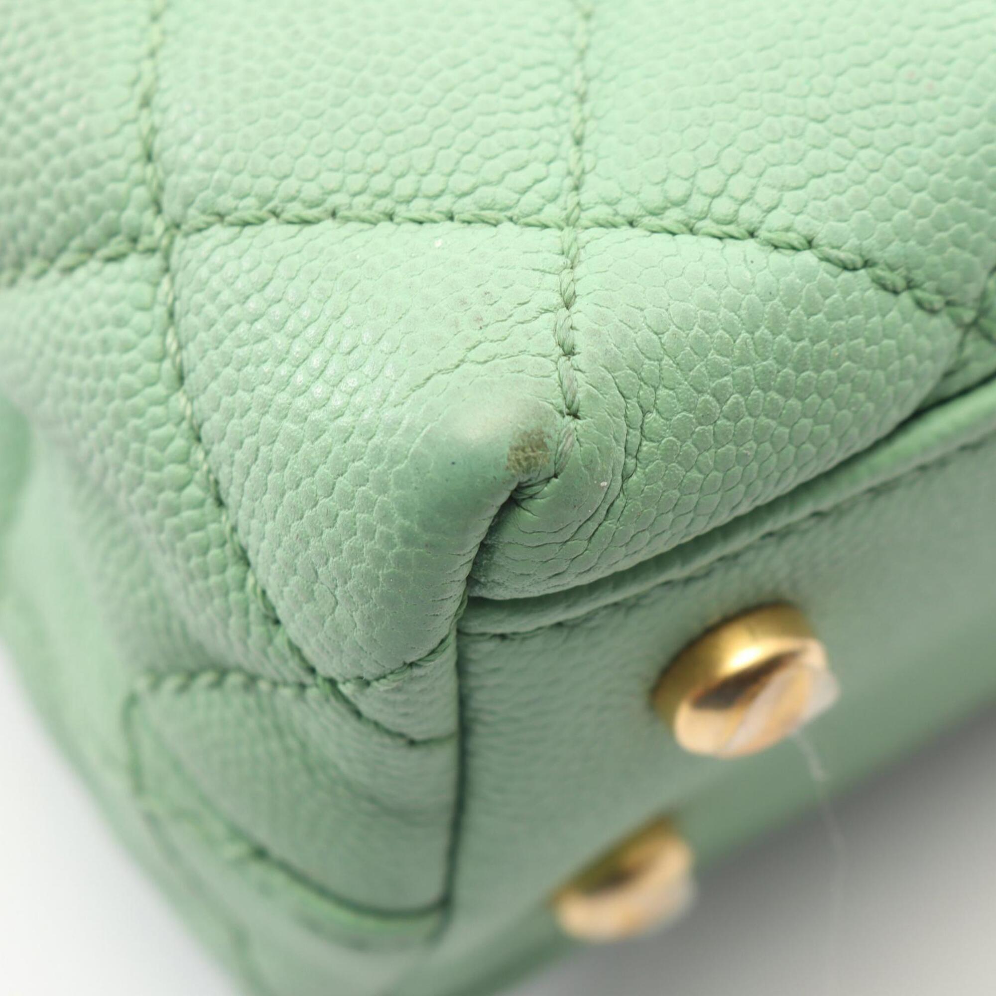 Chanel Green Grained Calfskin Handbag (Pre-Owned)