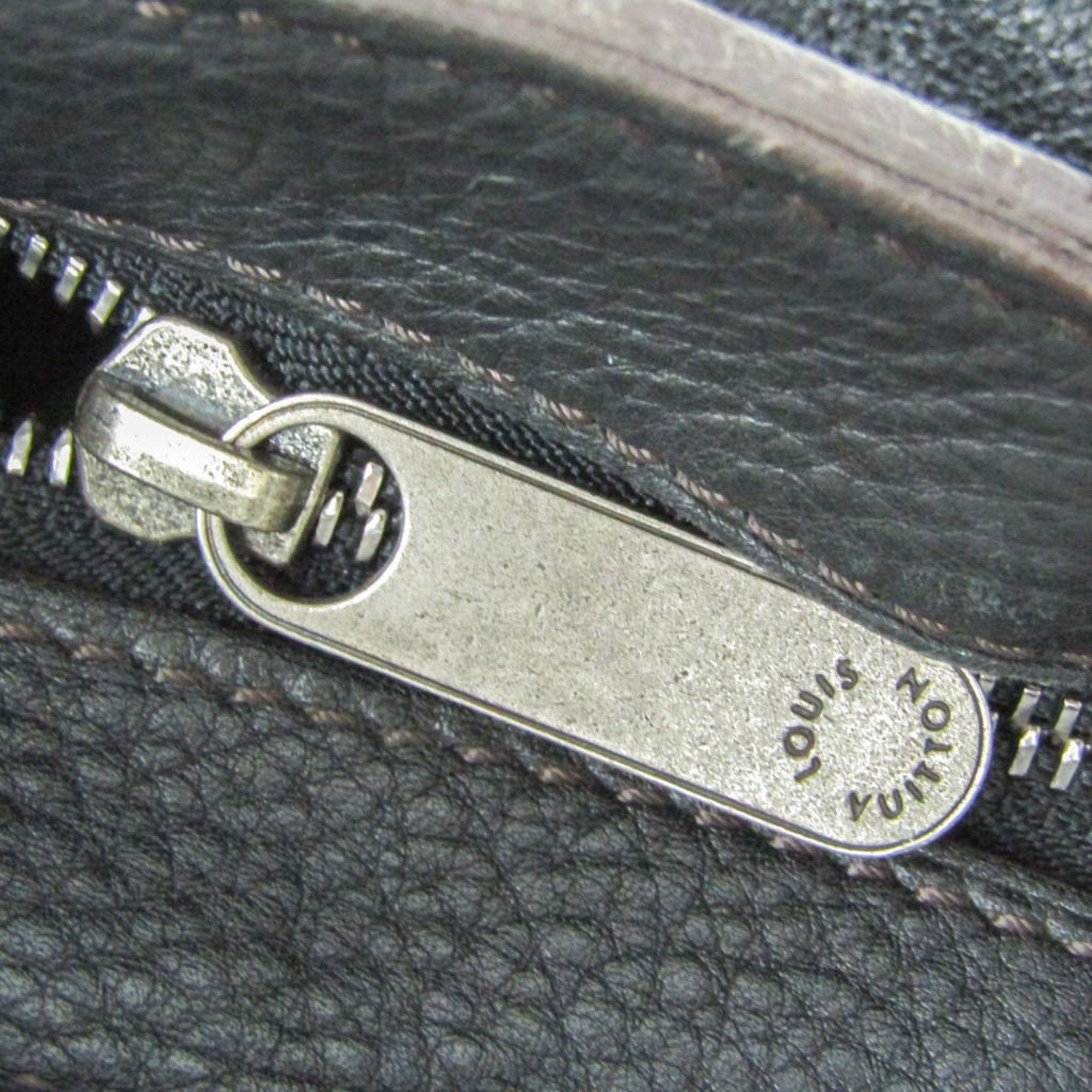 Louis Vuitton Mahina Noir Mahina Leather Shoulder Bag (Pre-Owned)