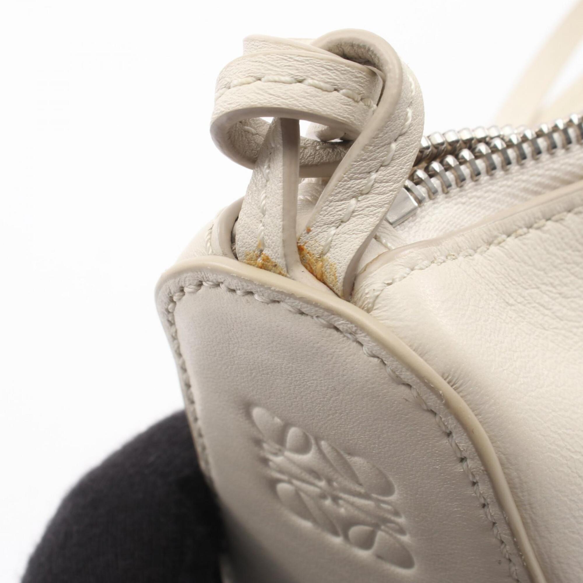 Loewe White Leather Handbag Shoulder Bag (Pre-Owned)