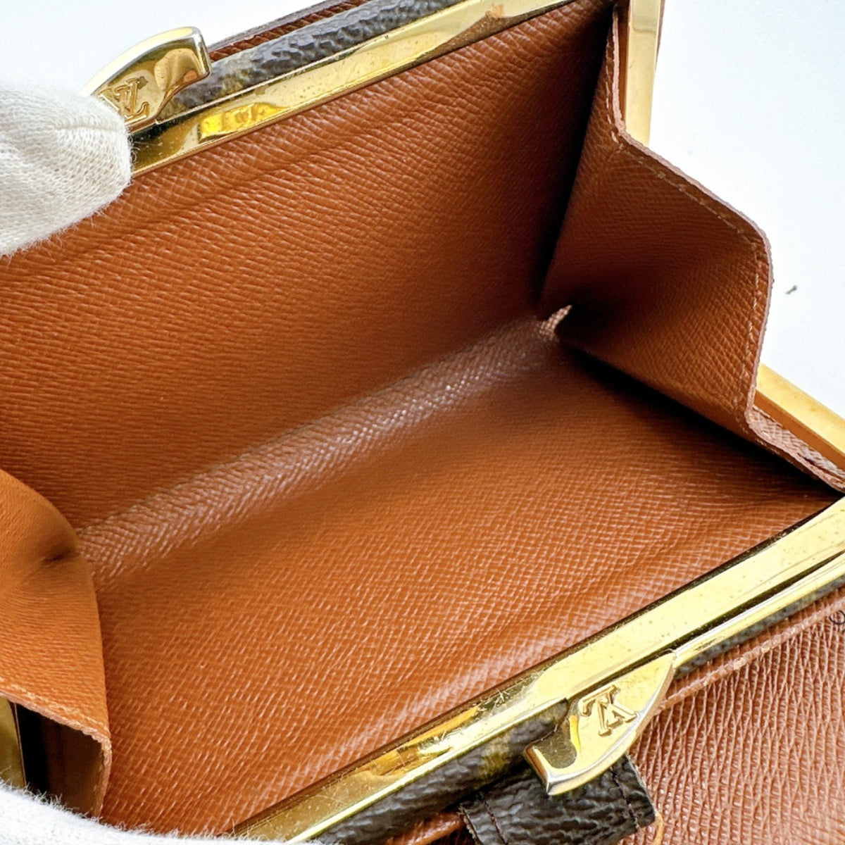 Louis Vuitton Brown Monogram Canvas Wallet (Bi-Fold) (Pre-Owned)