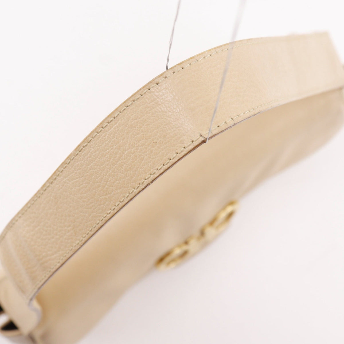 Salvatore Ferragamo Gancini Beige Shoulder Bag (Pre-Owned)