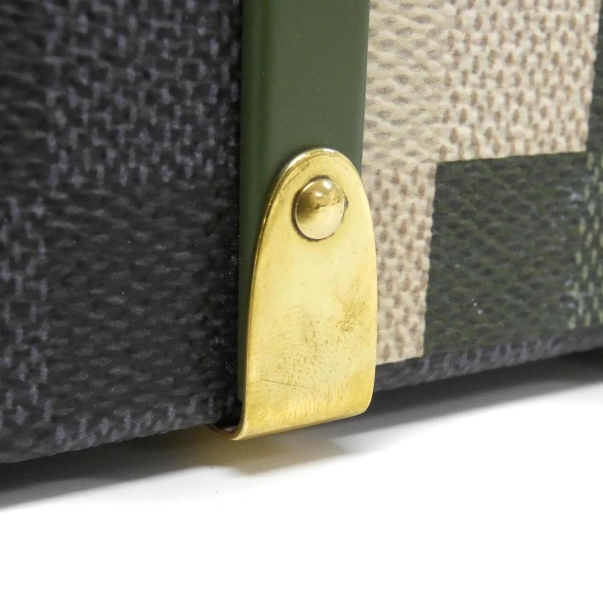 Louis Vuitton Vert Coated Canvas Shoulder Bag (Pre-Owned)