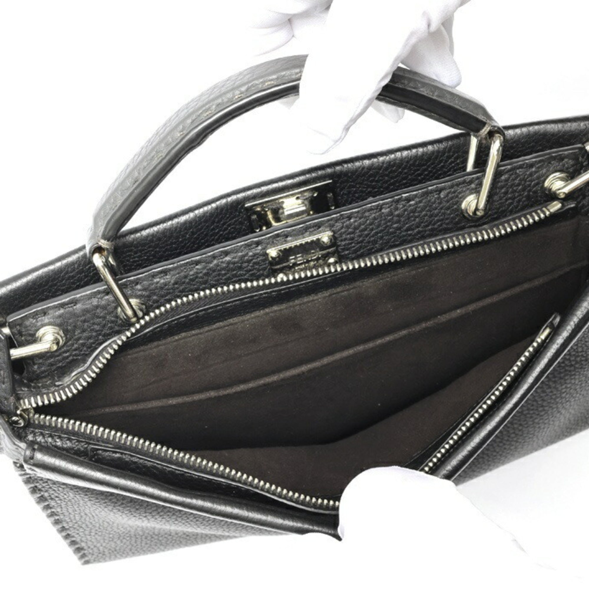 Fendi Black Gray Leather Shoulder Bag (Pre-Owned)