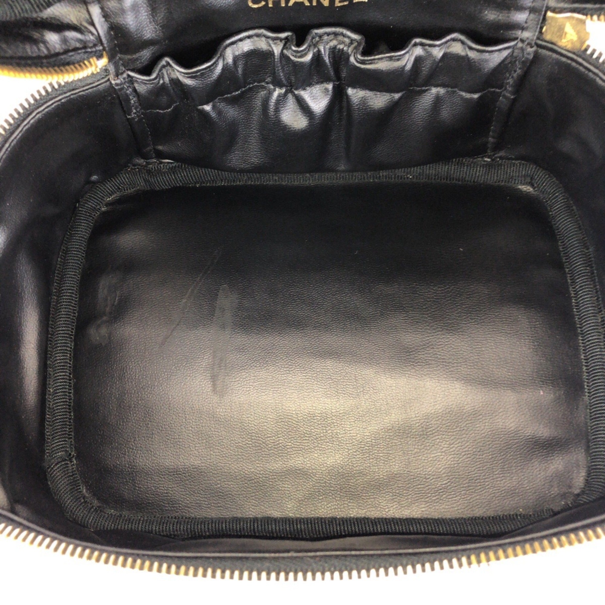 Chanel Black Leather Pouch Vanity Bag (Pre-Owned)