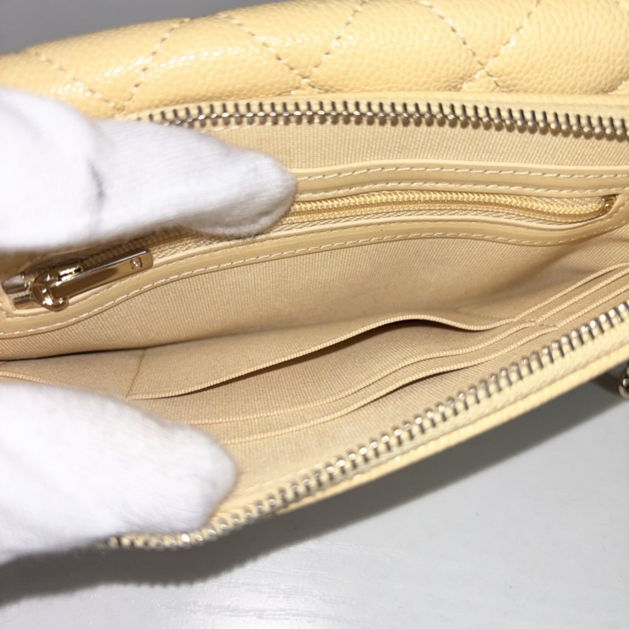 Chanel Yellow Grained Calfskin Shoulder Bag (Pre-Owned)