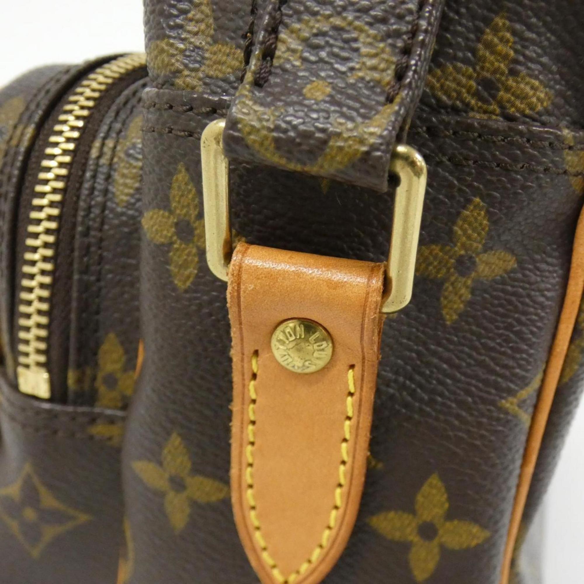 Louis Vuitton Brown Coated Canvas Shoulder Bag (Pre-Owned)