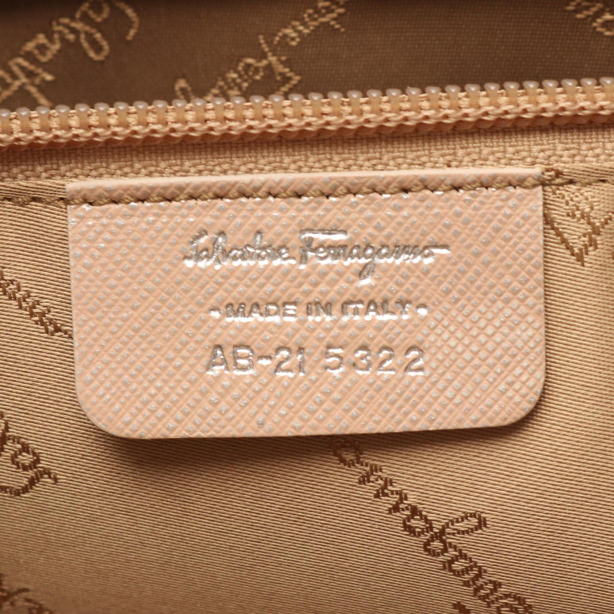 Salvatore Ferragamo Pink Leather Handbag (Pre-Owned)