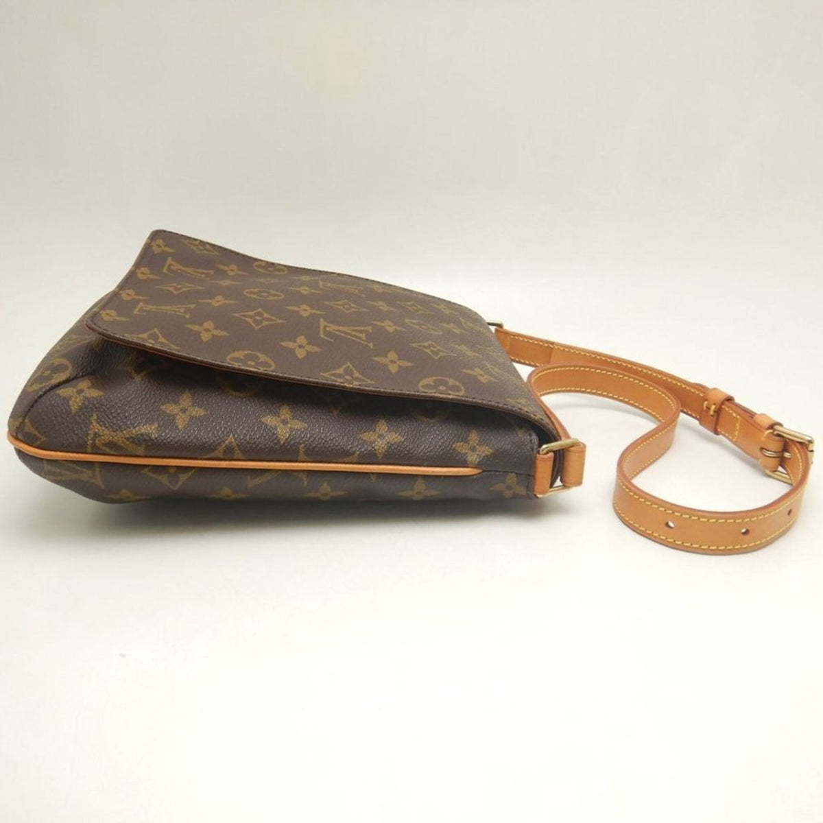 Louis Vuitton Monogram Brown Monogram Shoulder Bag (Pre-Owned)