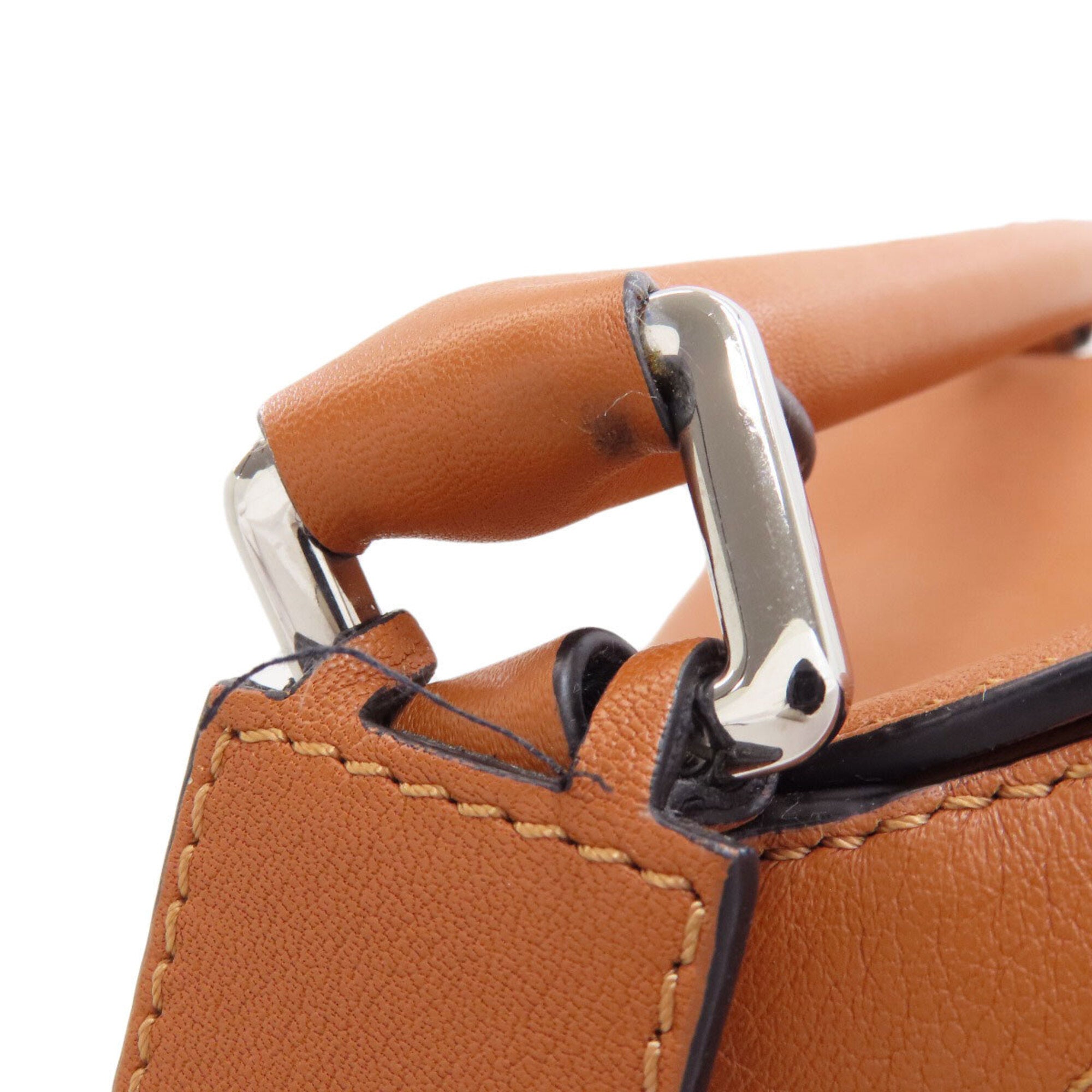 Loewe Brown Leather Handbag (Pre-Owned)