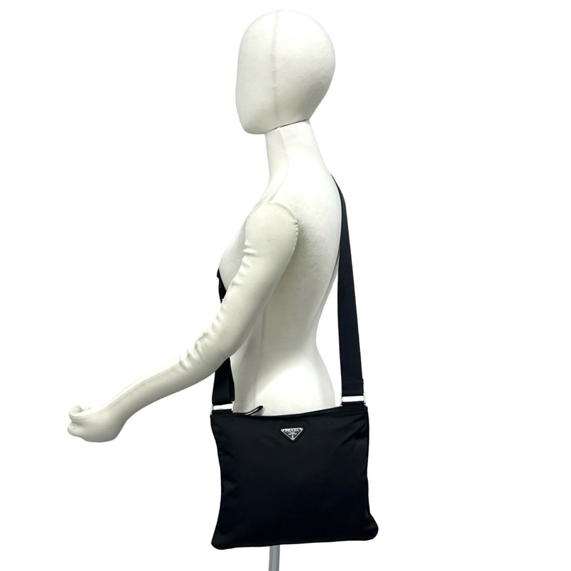 Prada Black Nylon Pochette Shoulder Bag (Pre-Owned)