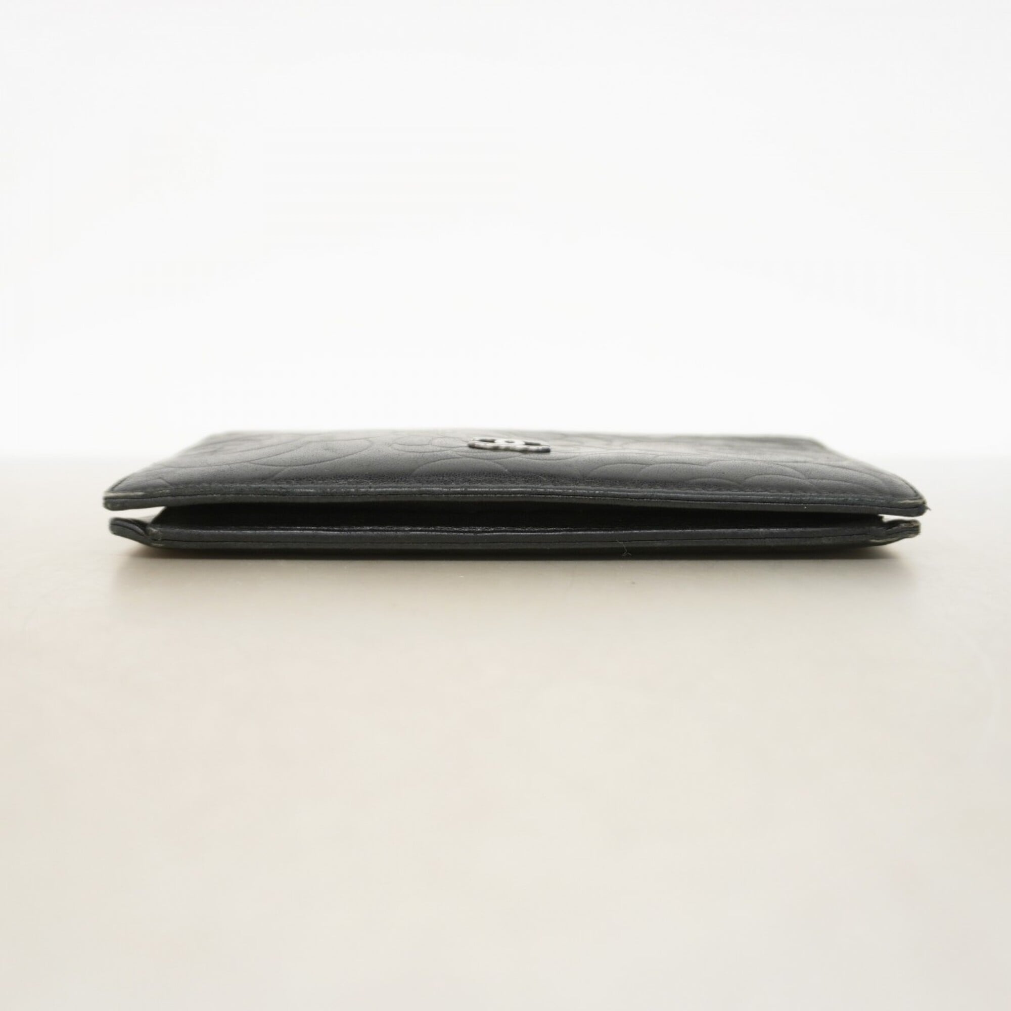 Chanel Black Leather Long Wallet (Bi-Fold) (Pre-Owned)