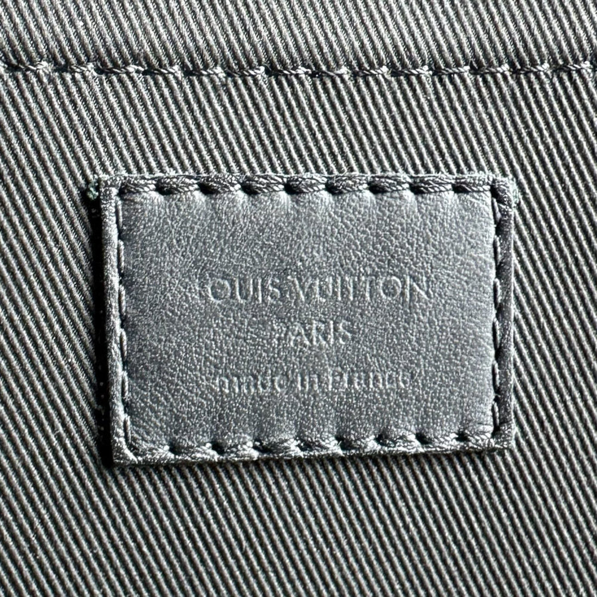 Louis Vuitton Damier Canvas Ebene Clutch Bag Pochette (Pre-Owned)