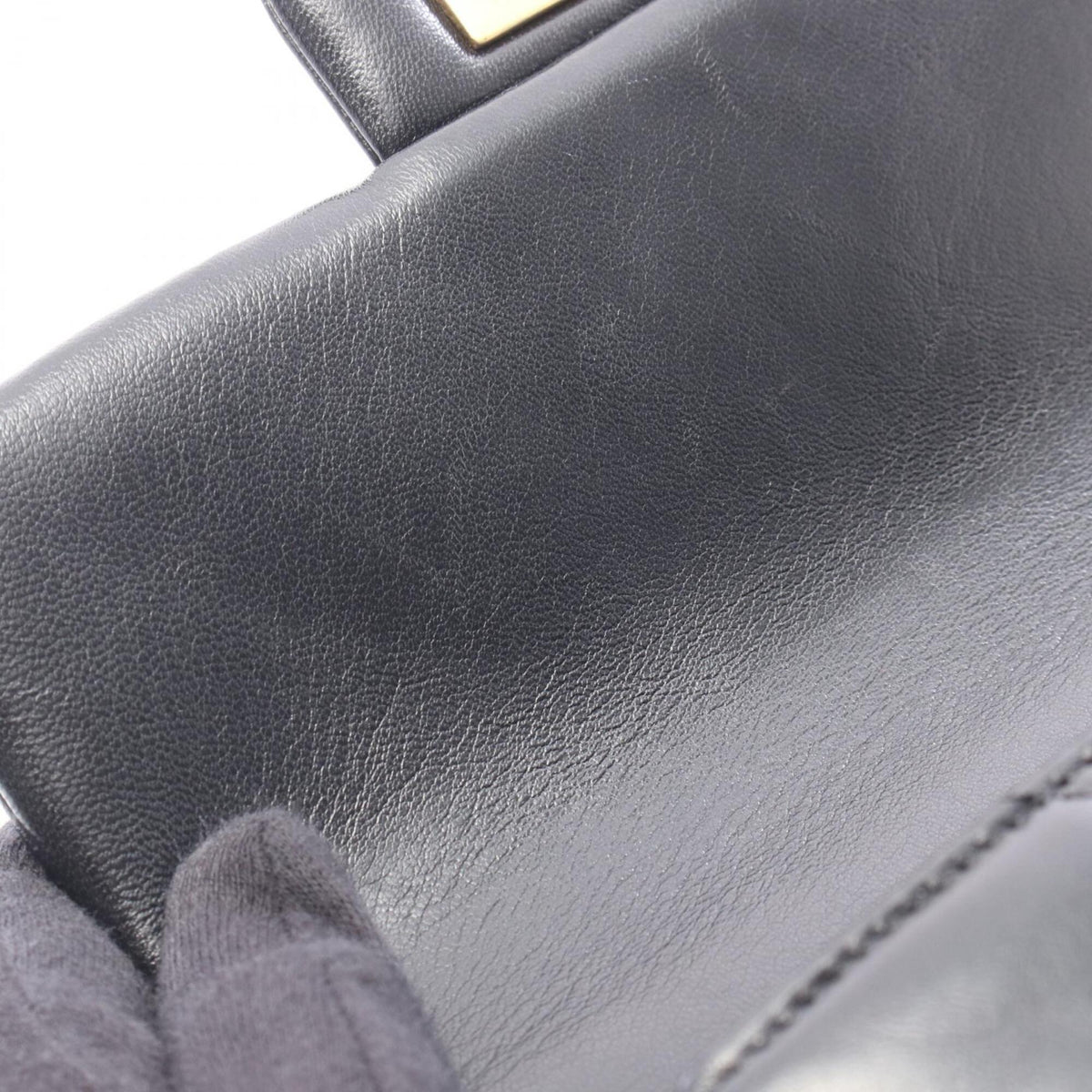 Chanel Matelasse Black Leather Handbag Shoulder Bag (Pre-Owned)
