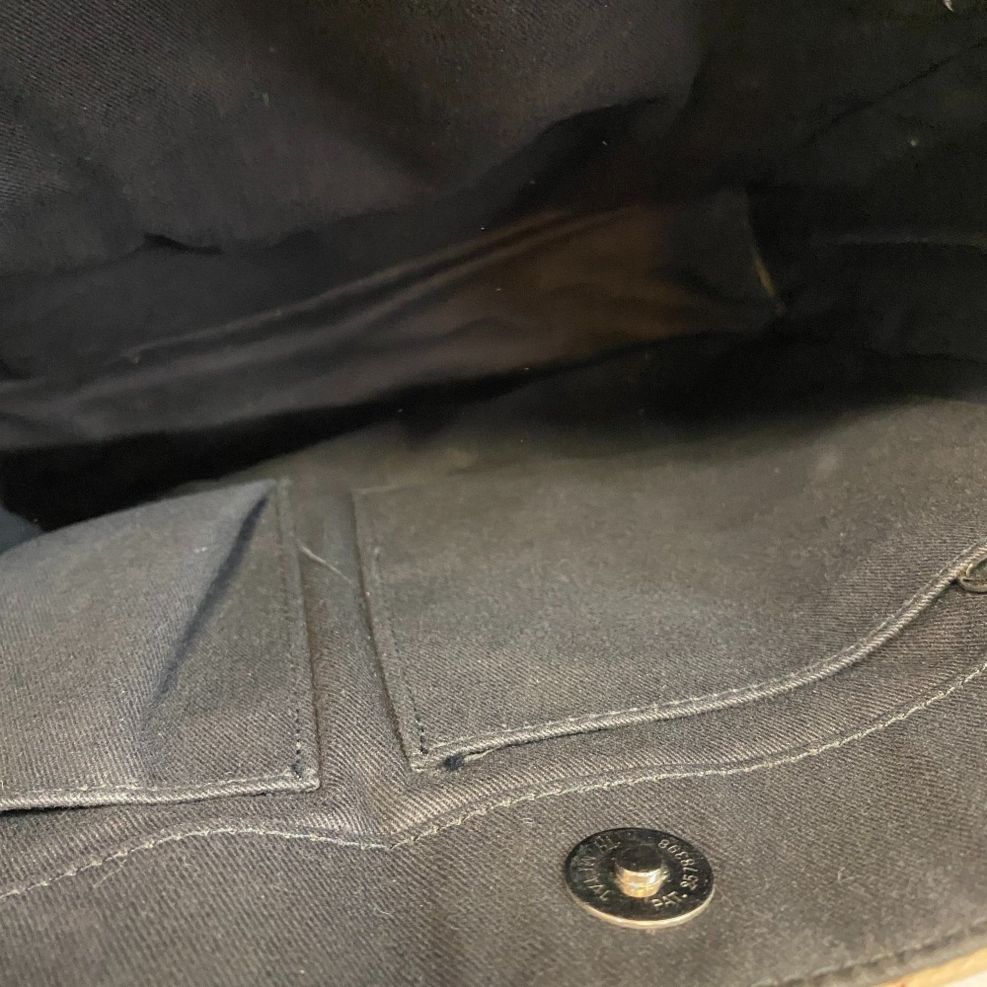 Burberry Beige Canvas Tote Bag (Pre-Owned)