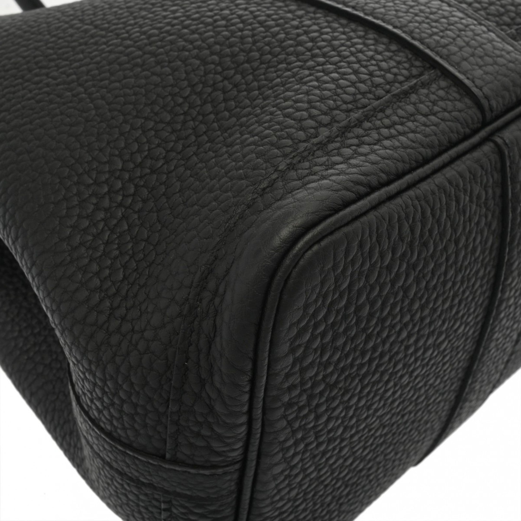 Hermes Black Negonda Leather Handbag (Pre-Owned)
