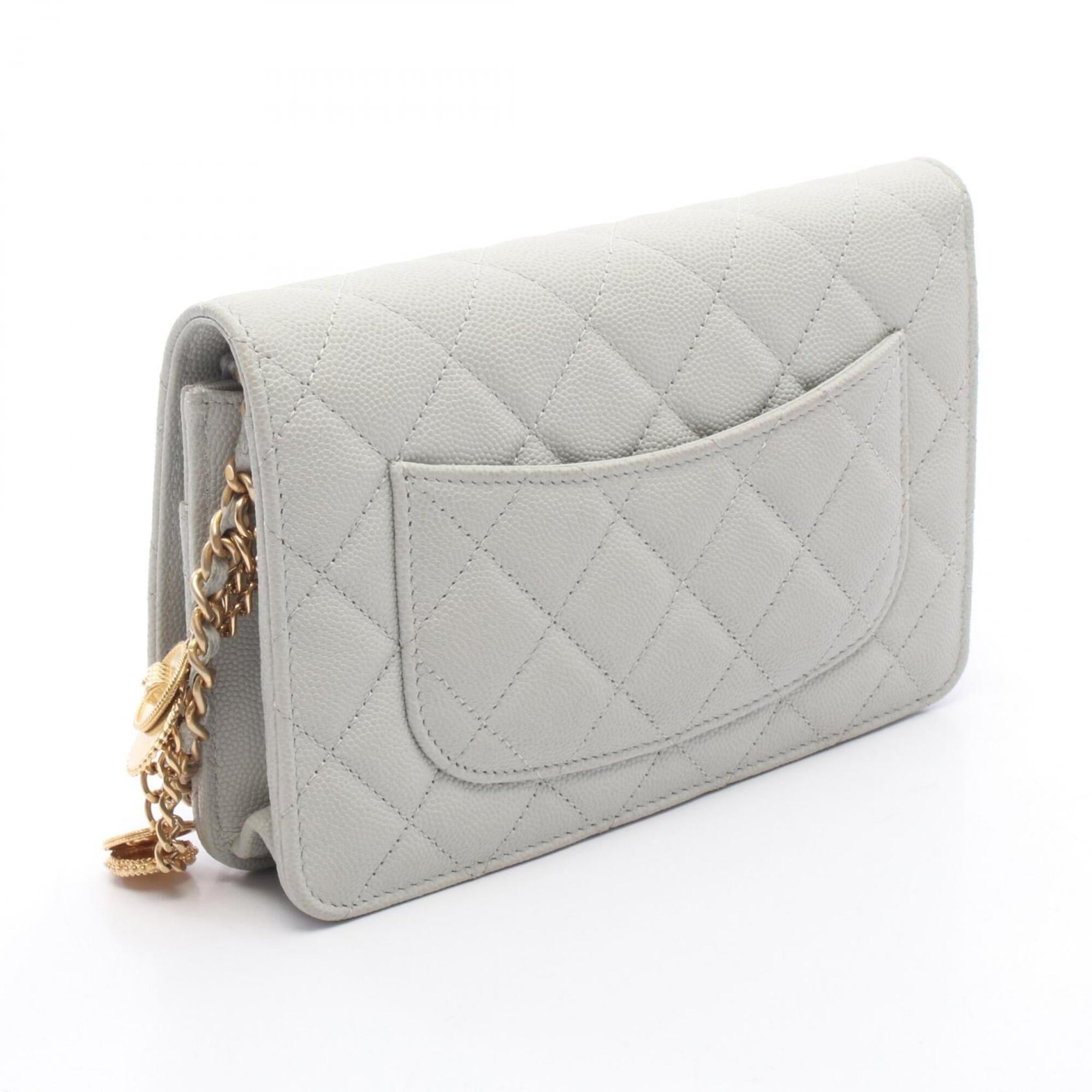 Chanel Gray Grained Calfskin Handbag Shoulder Bag (Pre-Owned)