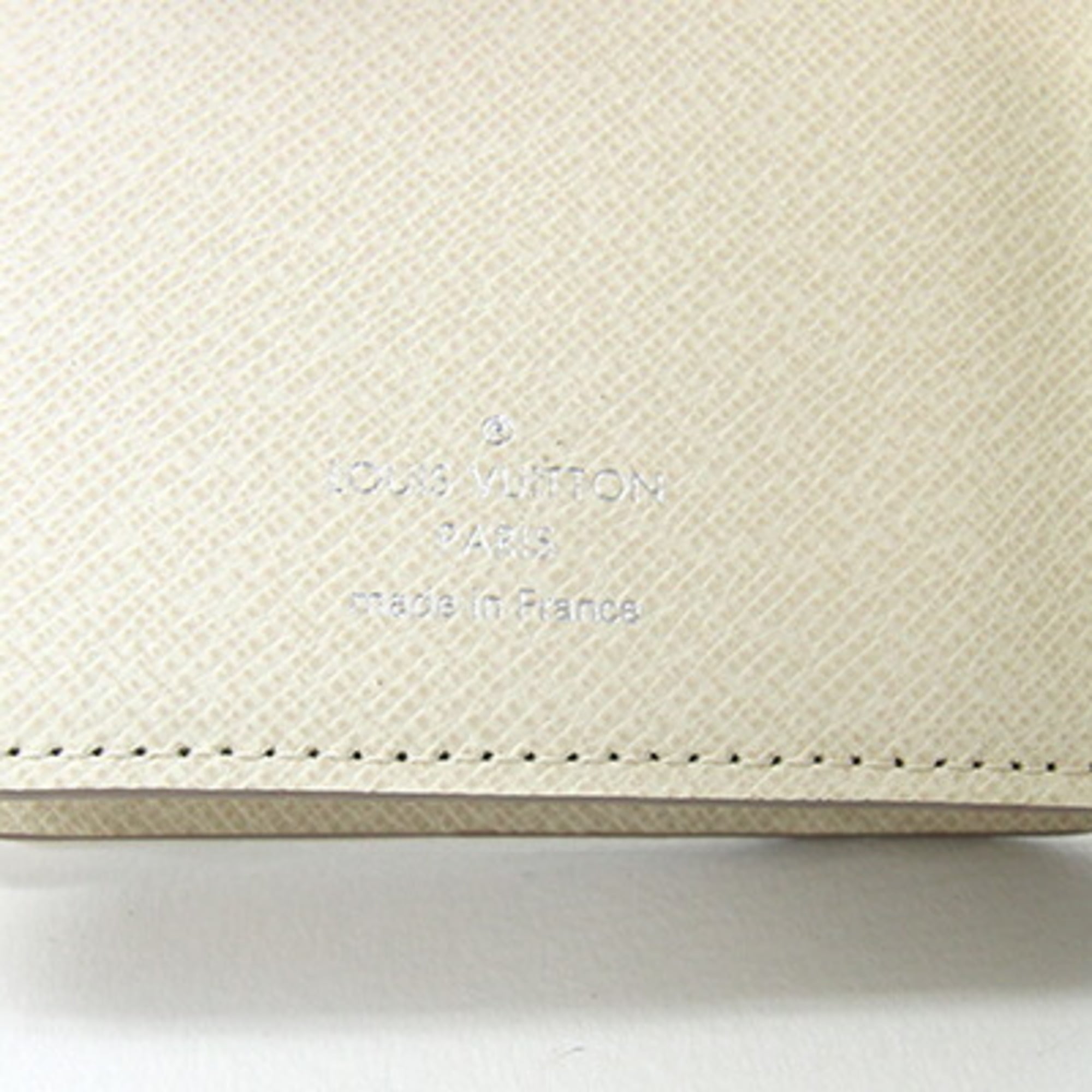 Louis Vuitton Ivory Lv Off White Wallet (Tri-Fold) (Pre-Owned)