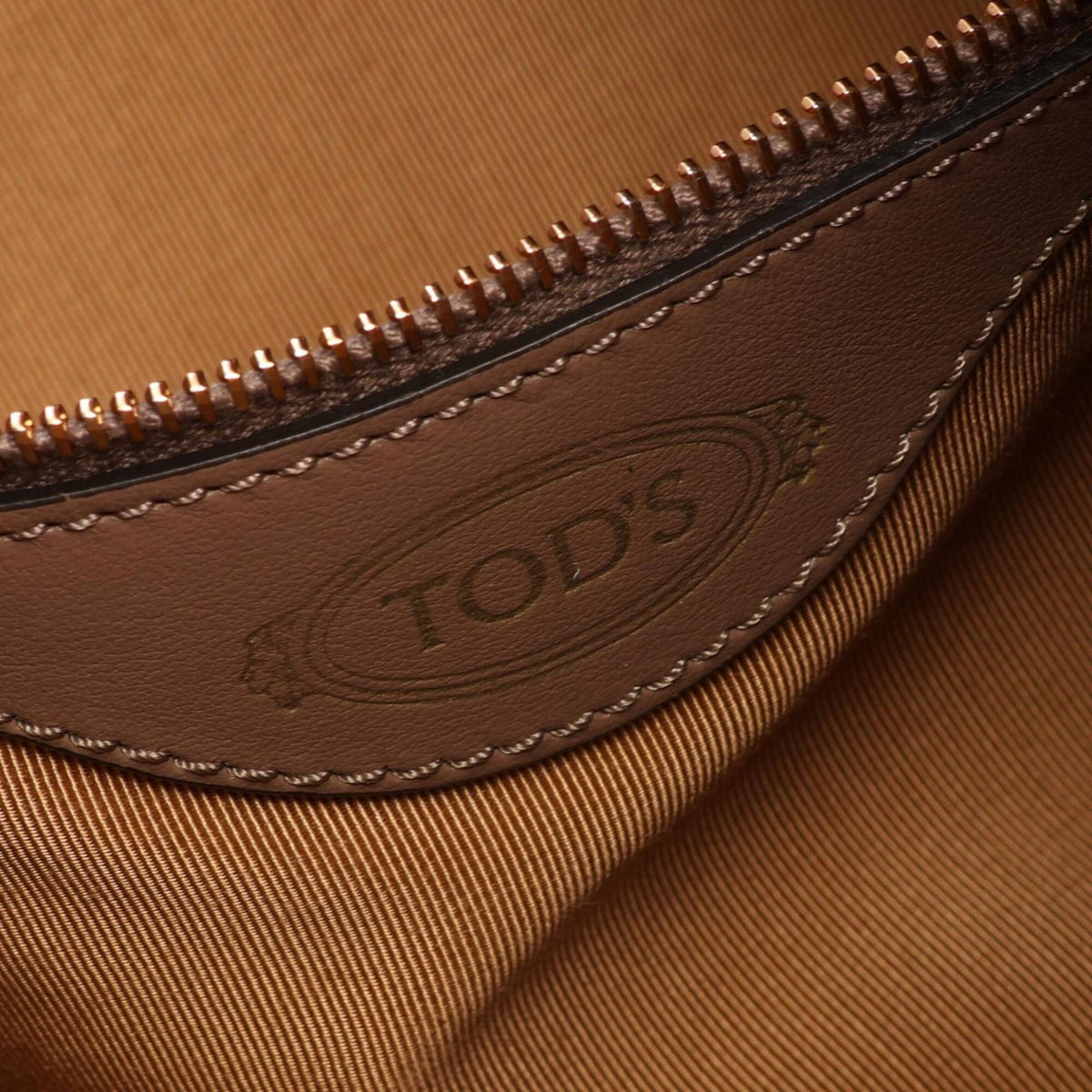 Tod's Gray Leather Handbag Shoulder Bag (Pre-Owned)
