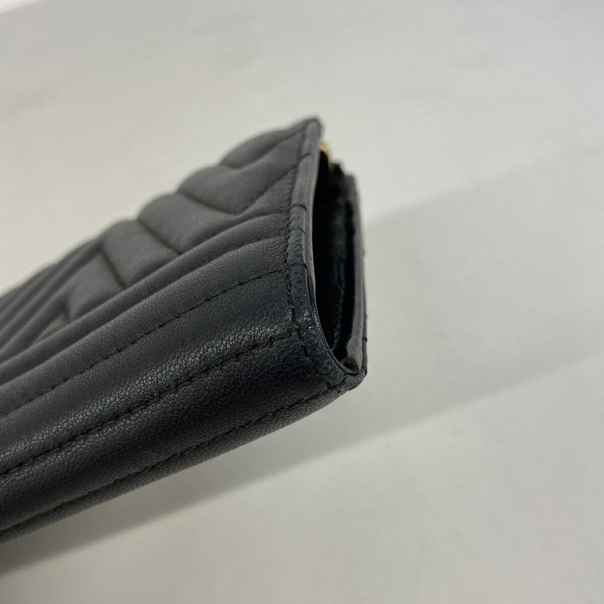 Salvatore Ferragamo Black Leather Long Wallet (Bi-Fold) (Pre-Owned)