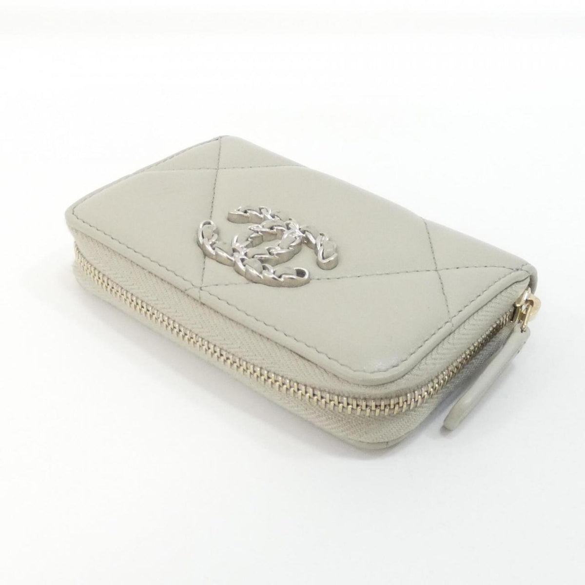 Chanel Gray Leather Coin Purse/Coin Case (Pre-Owned)