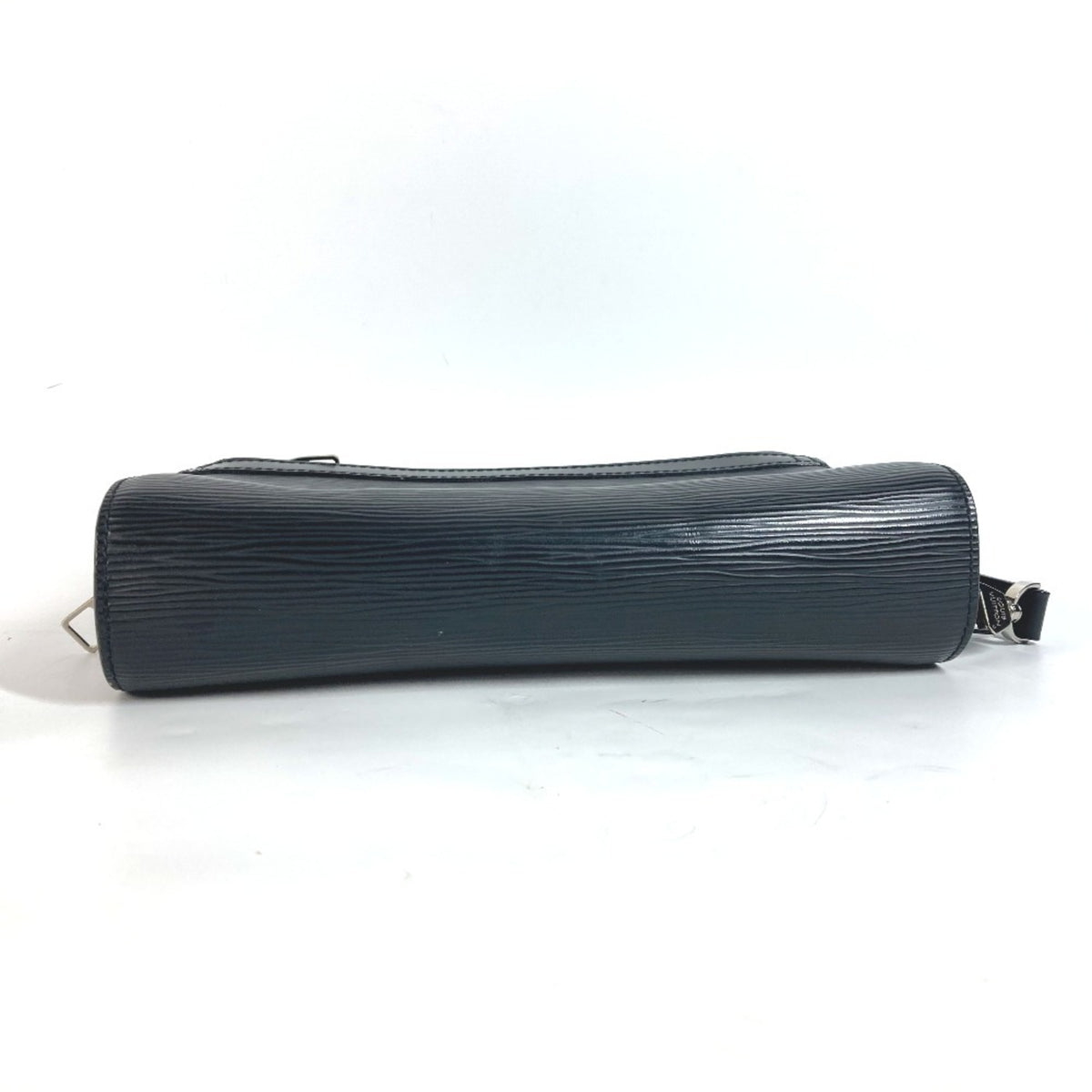 Louis Vuitton Black Noir Epi Leather Clutch Bag (Pre-Owned)