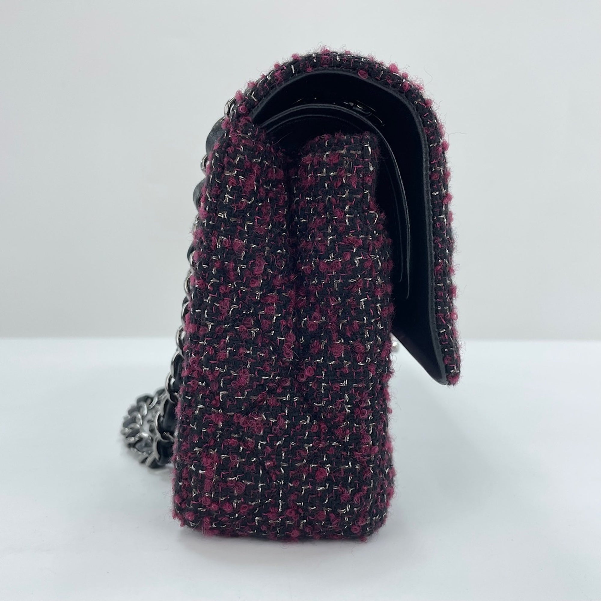 Chanel Wine Shoulder Bag (Pre-Owned)
