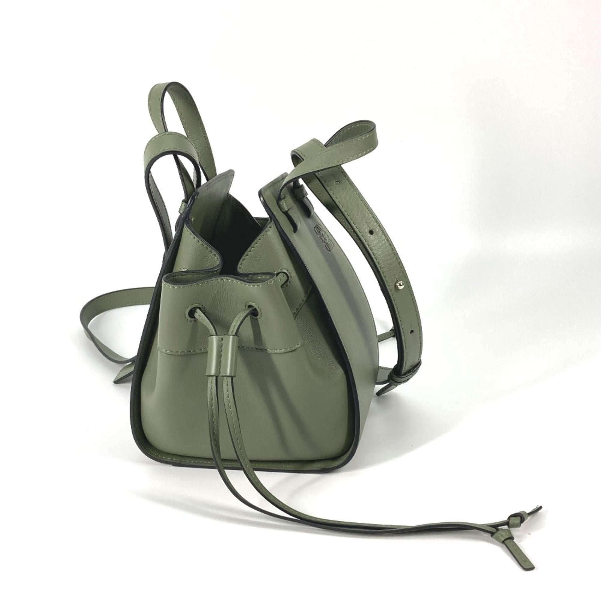 Loewe Khaki Leather Handbag Shoulder Bag (Pre-Owned)