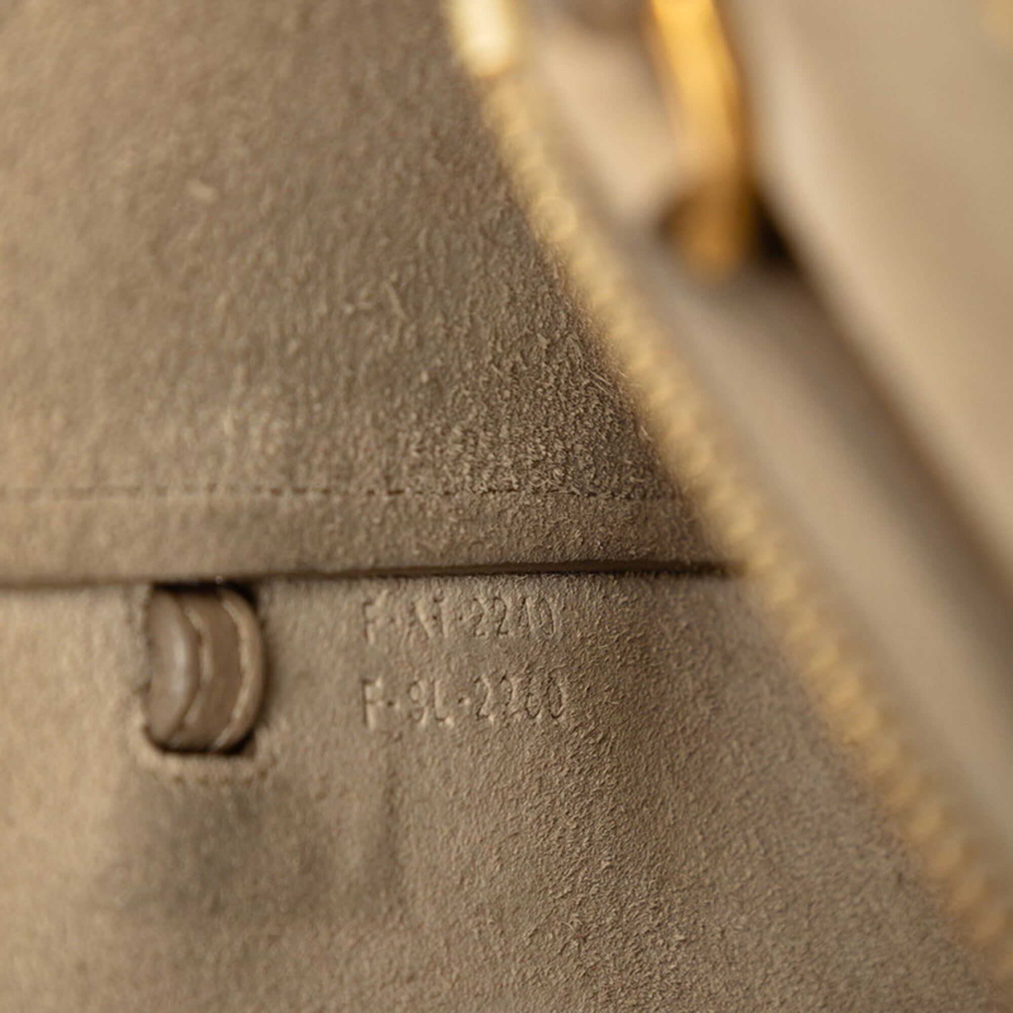 Celine Beige Leather Handbag Shoulder Bag (Pre-Owned)