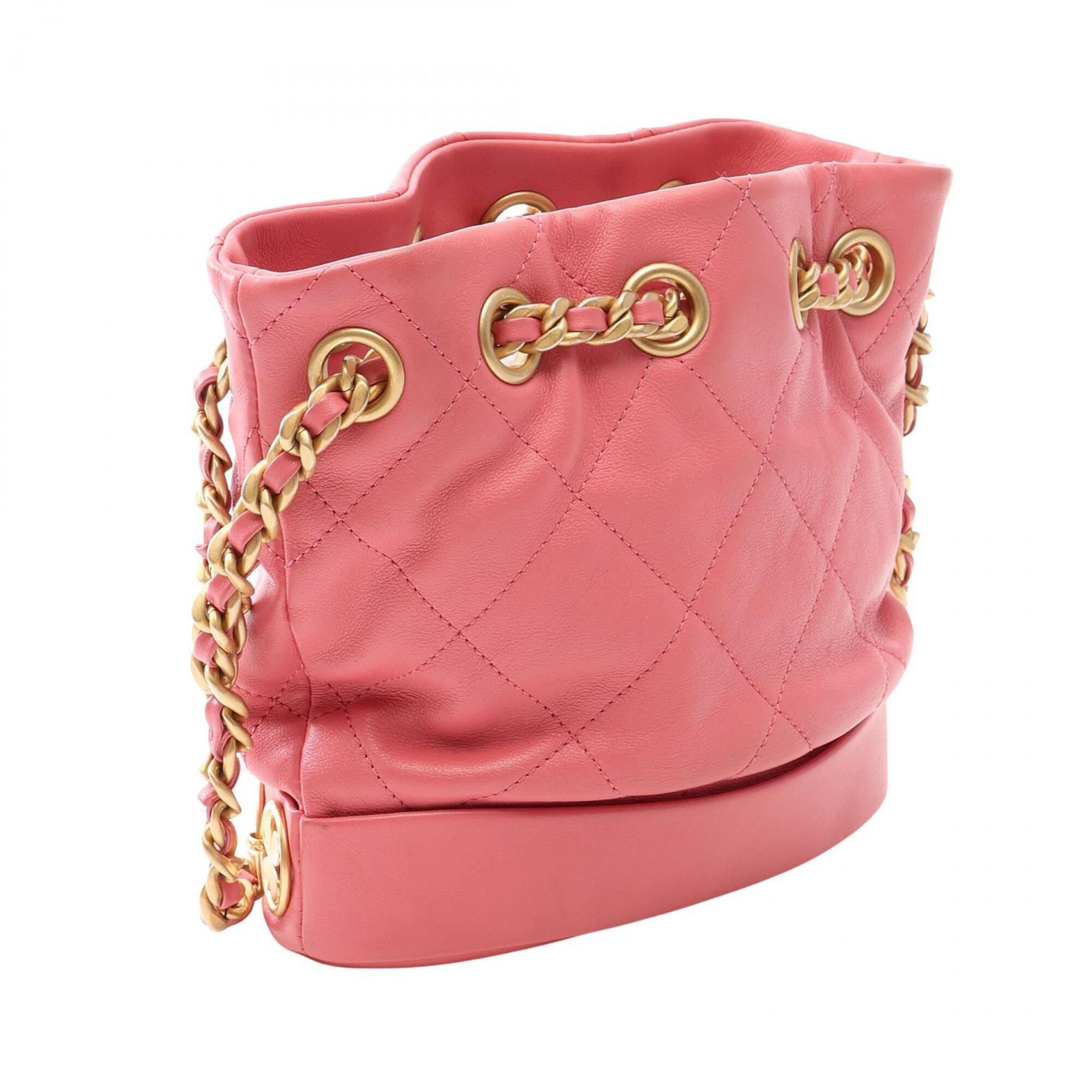 Chanel Pink Leather Handbag Shoulder Bag (Pre-Owned)