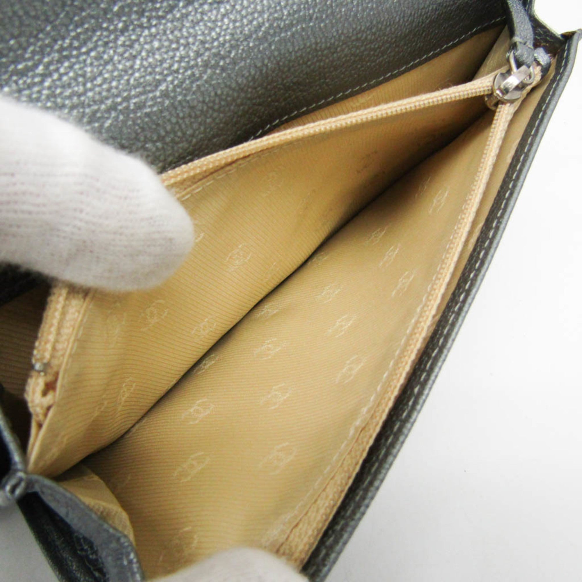 Chanel Coco Button Silver Leather Long Wallet (Bi-Fold) (Pre-Owned)