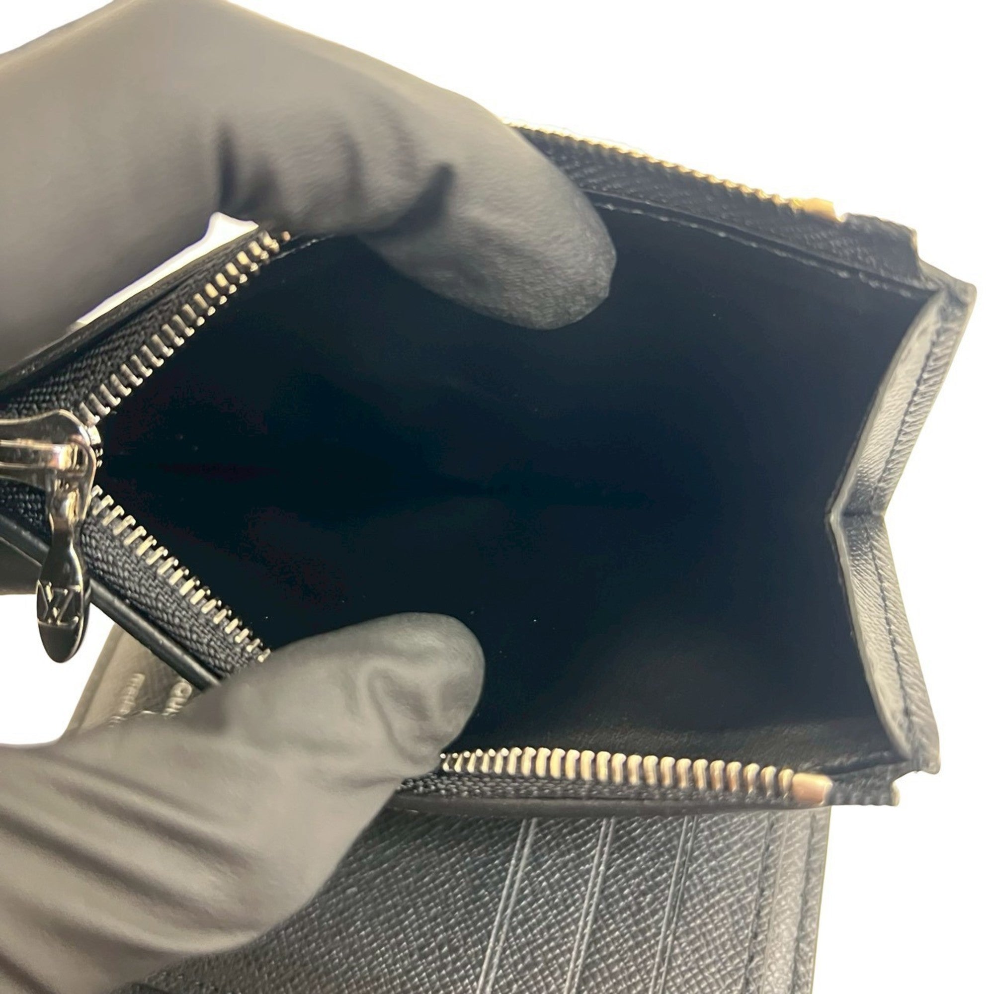 Louis Vuitton Black Leather Wallet (Tri-Fold) (Pre-Owned)