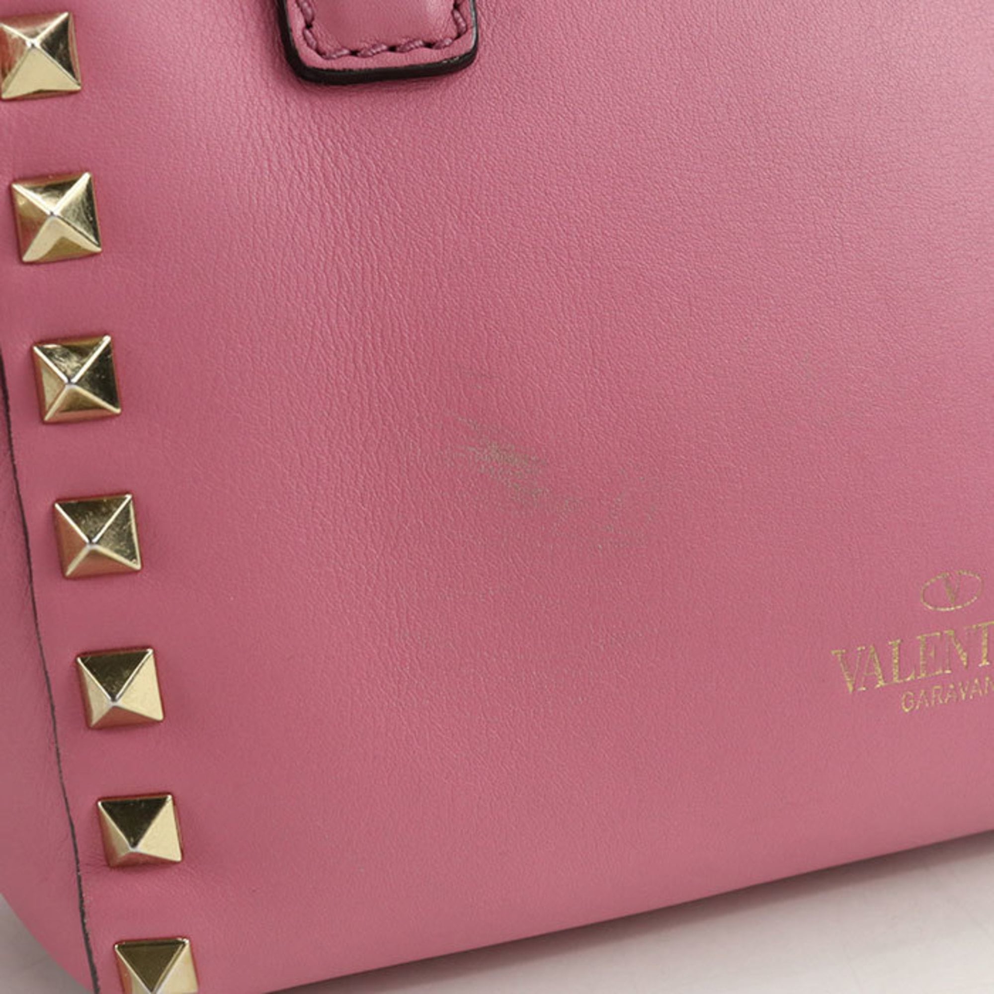 Valentino Garavani Pink Leather Handbag (Pre-Owned)