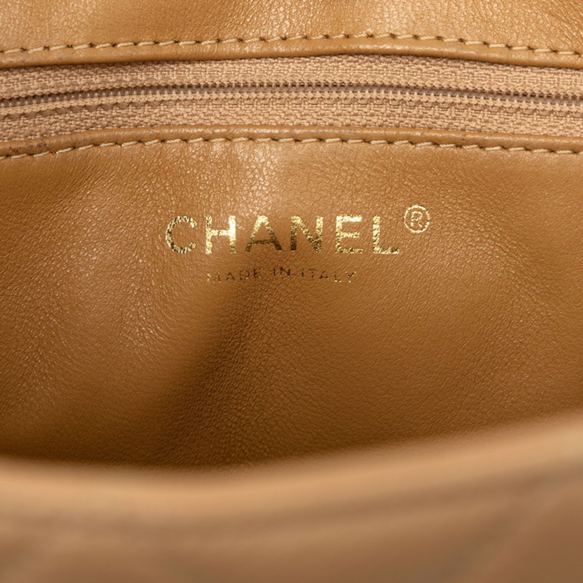 Chanel Matelasse Beige Grained Calfskin Handbag Tote Bag (Pre-Owned)